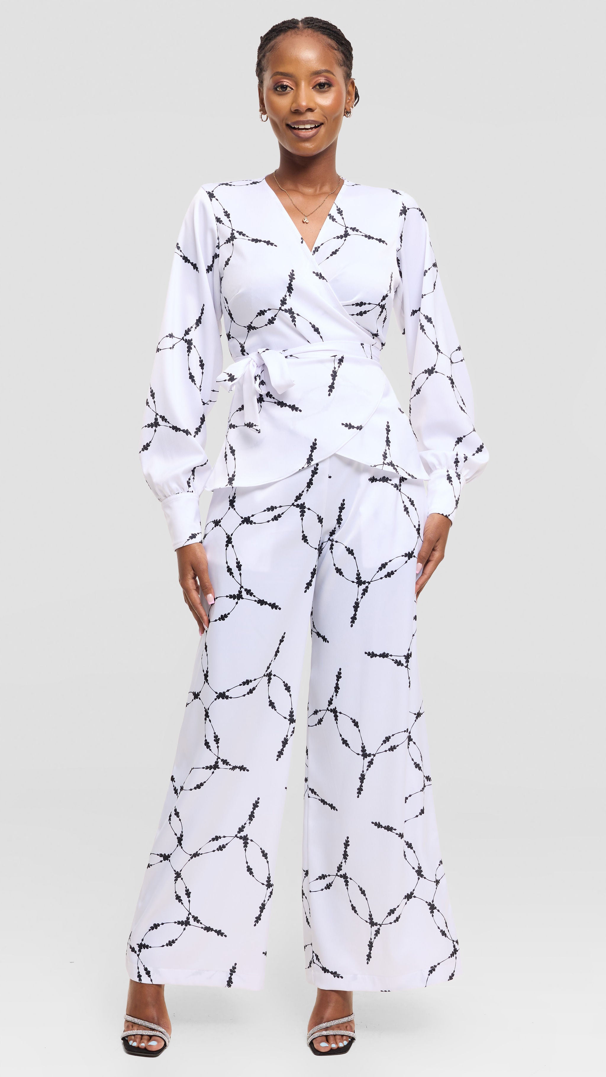Vivo Essi Wide Leg Pants in Satin - White / Black Shina Print