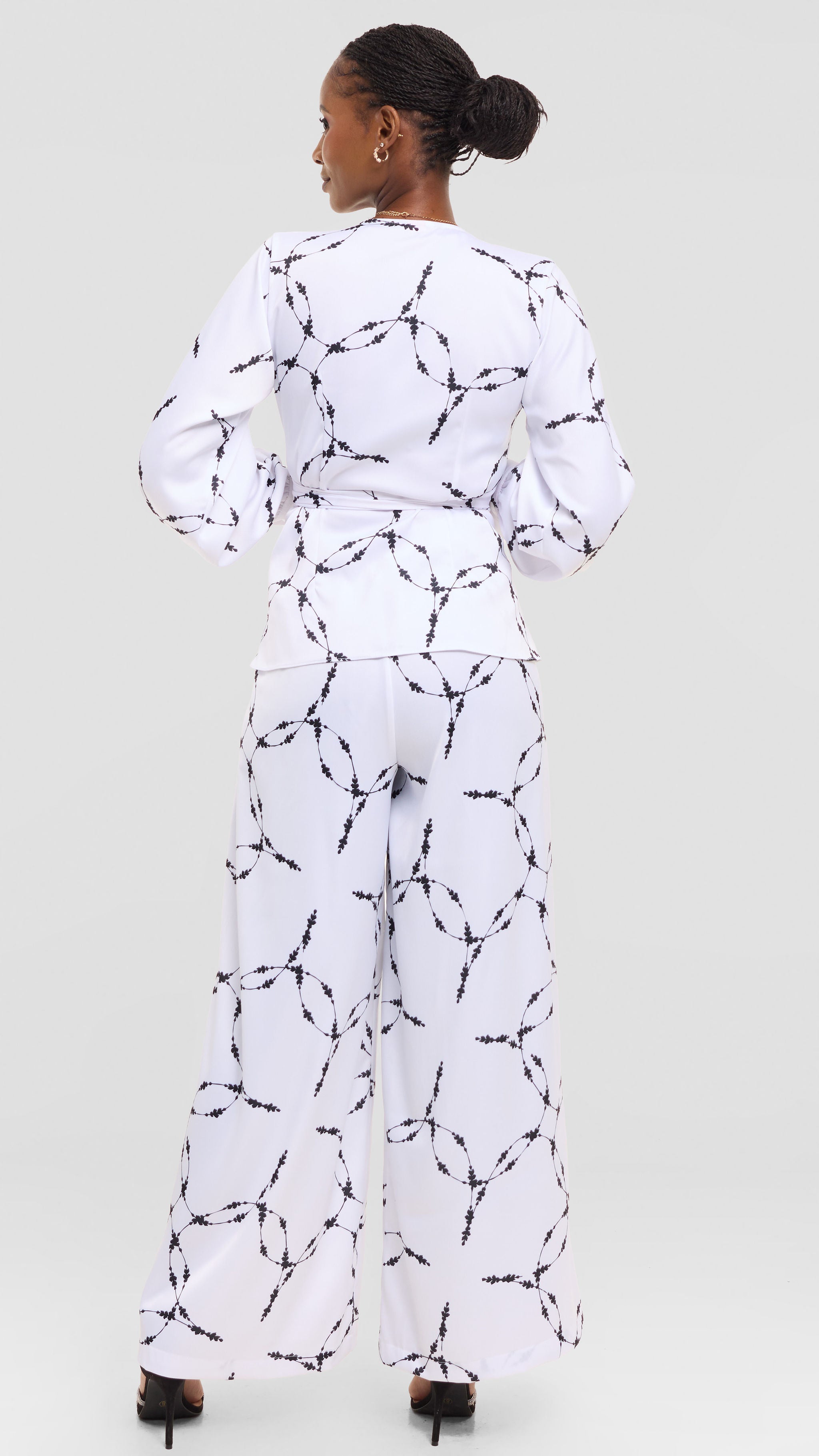 Vivo Merika Wrap Top in Satin - White / Black Shina Print