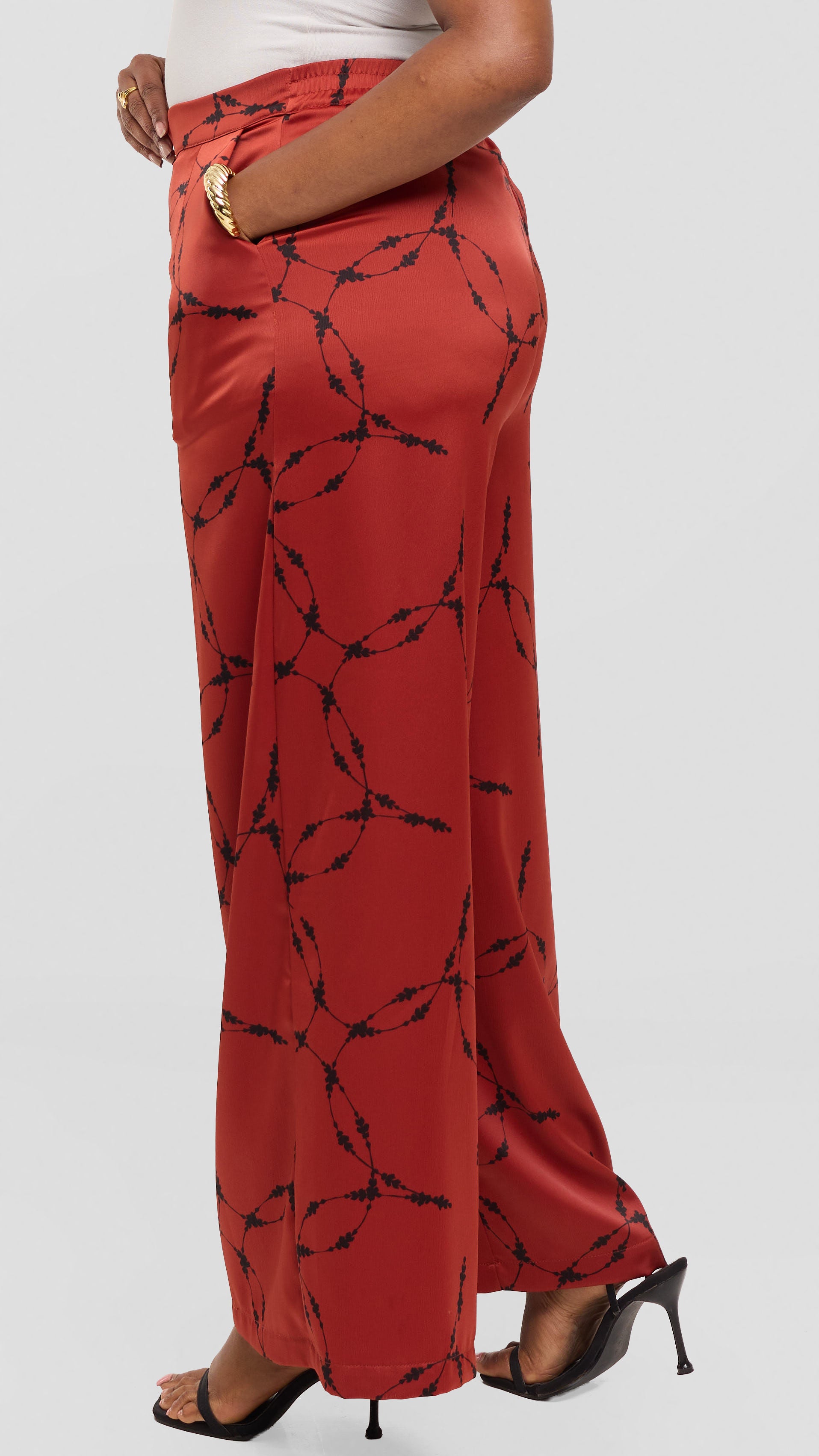 Vivo Essi Wide Leg Pants in Satin - Rust / Black Shina Print
