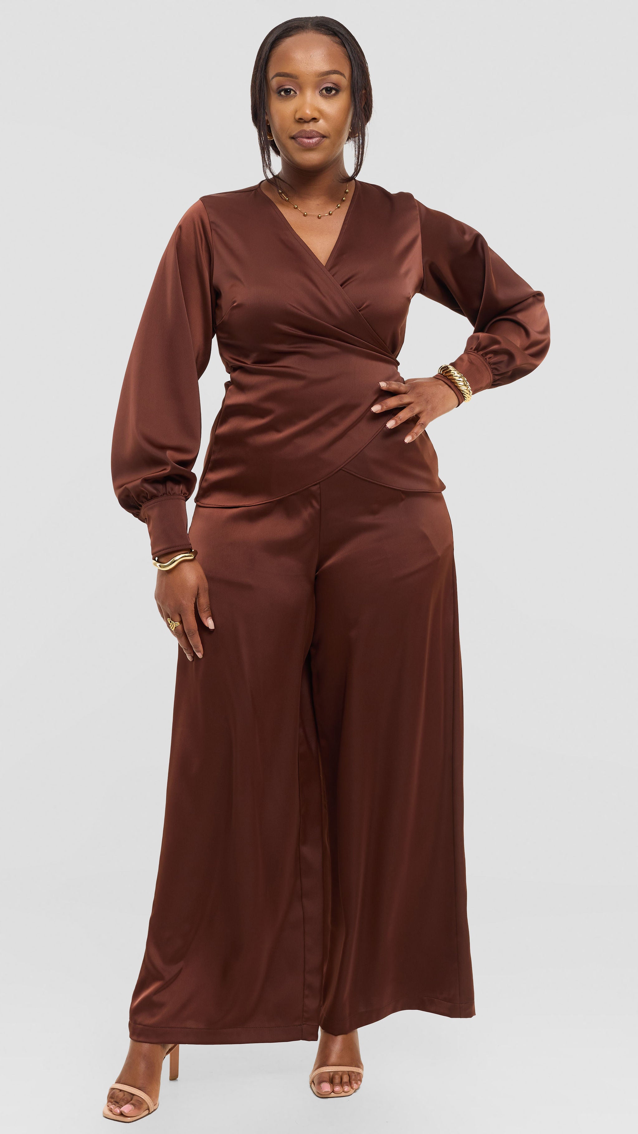 Vivo Essi Wide Leg Pants in Satin - Chocolate