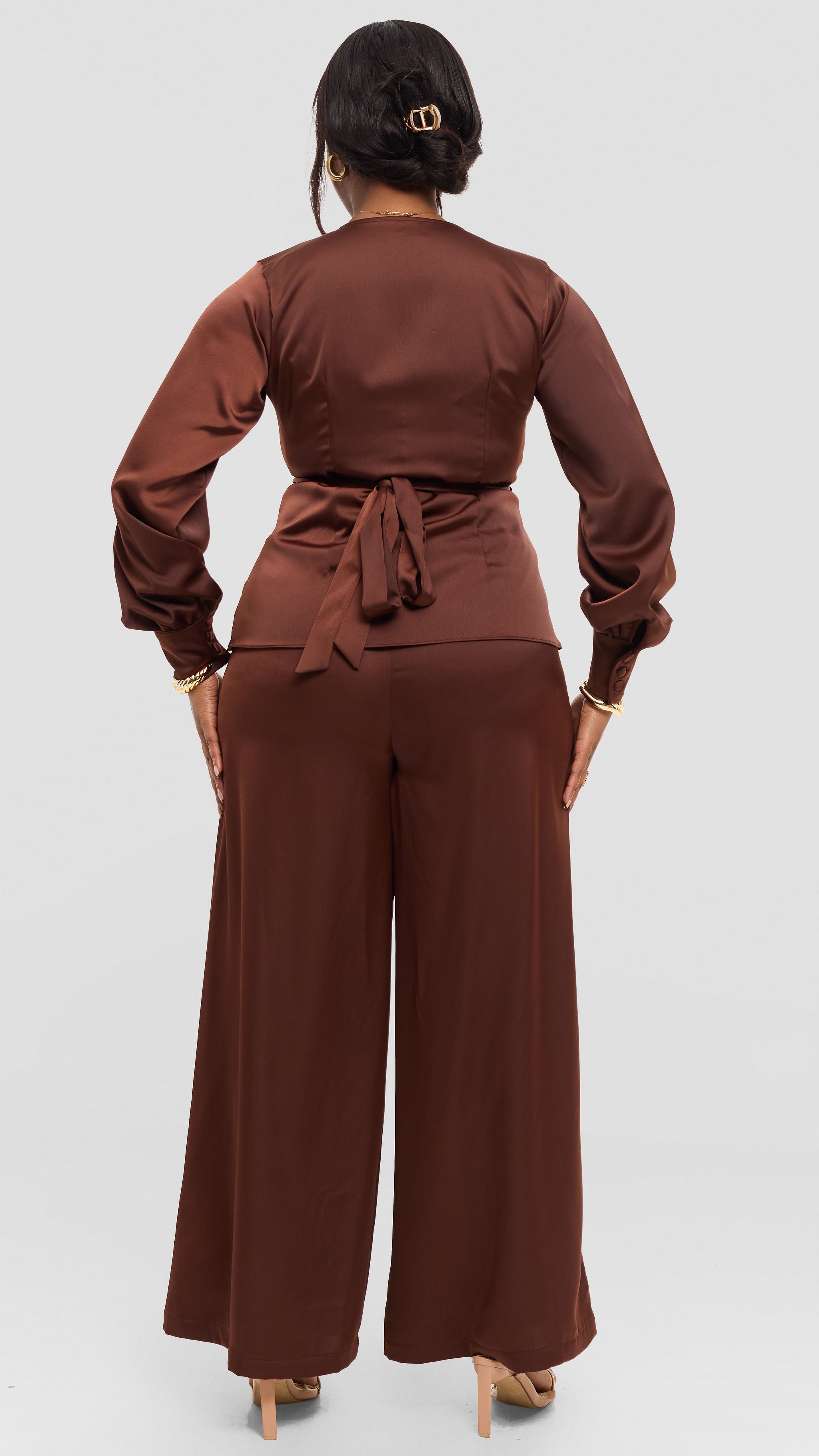 Vivo Essi Wide Leg Pants in Satin - Chocolate