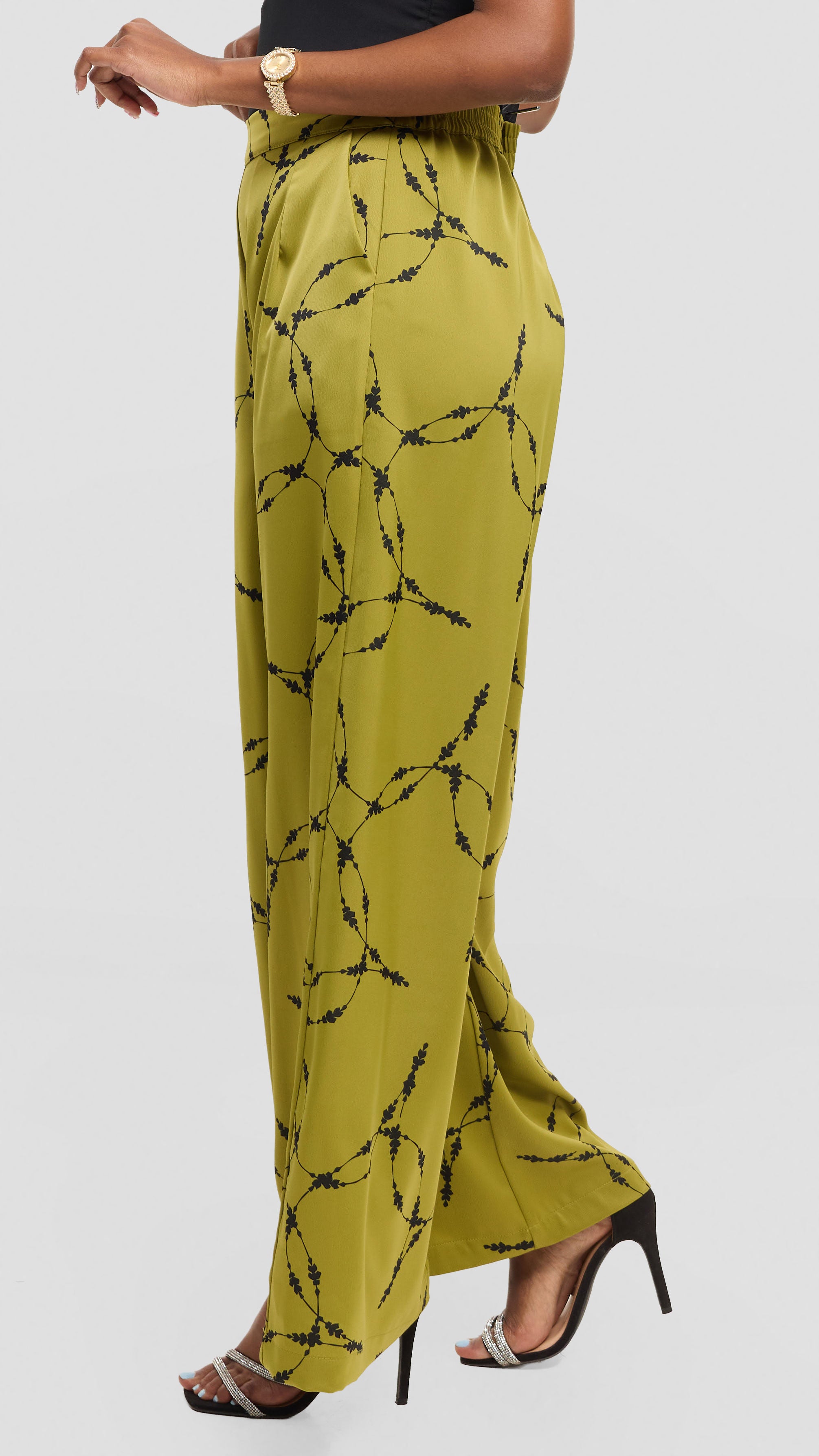 Vivo Essi Wide Leg Pants in Satin - Olive / Black Shina Print