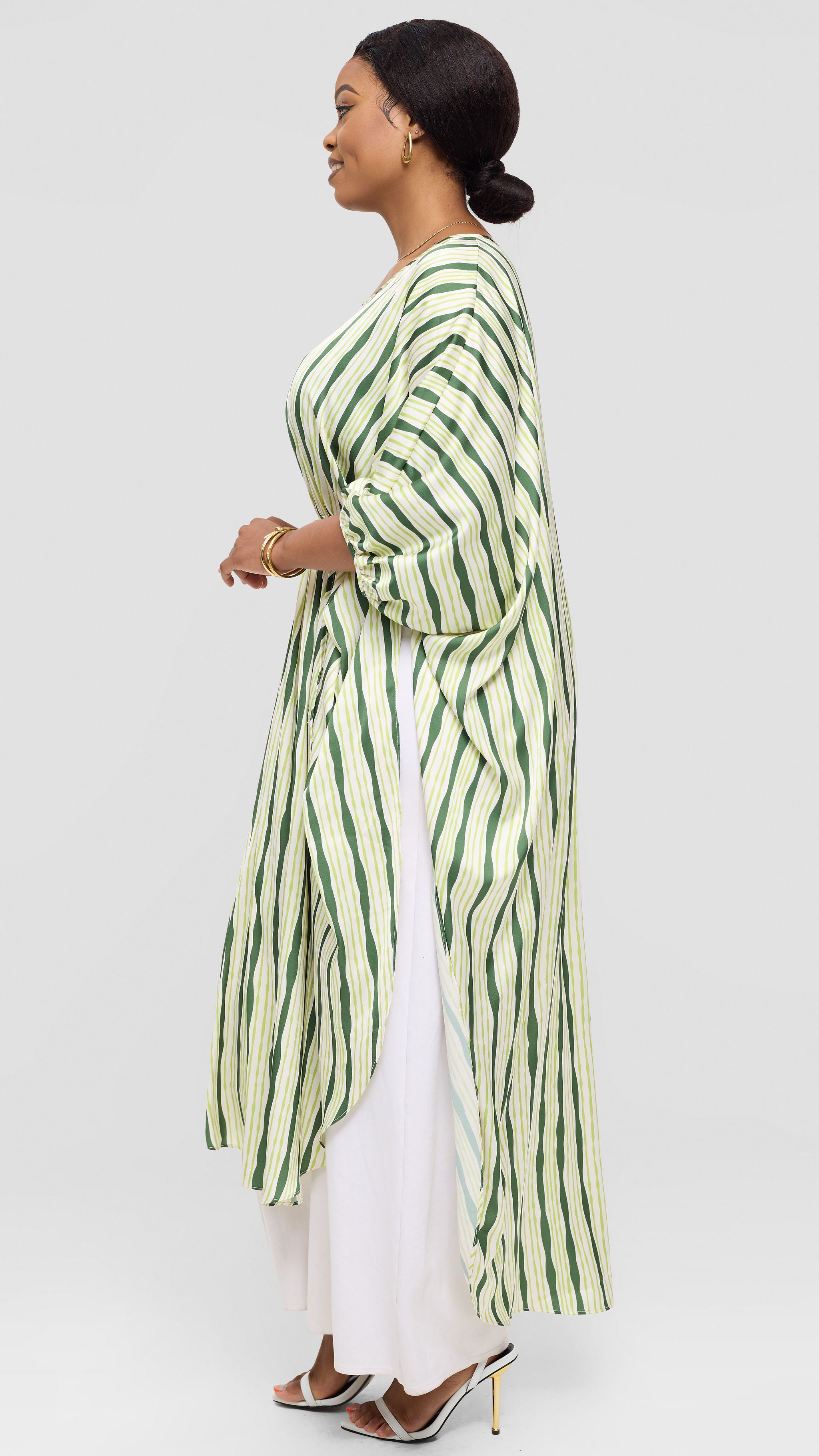 Vivo Essi Scalloped Maxi Top in Satin - Cream / Olive Huwa Print