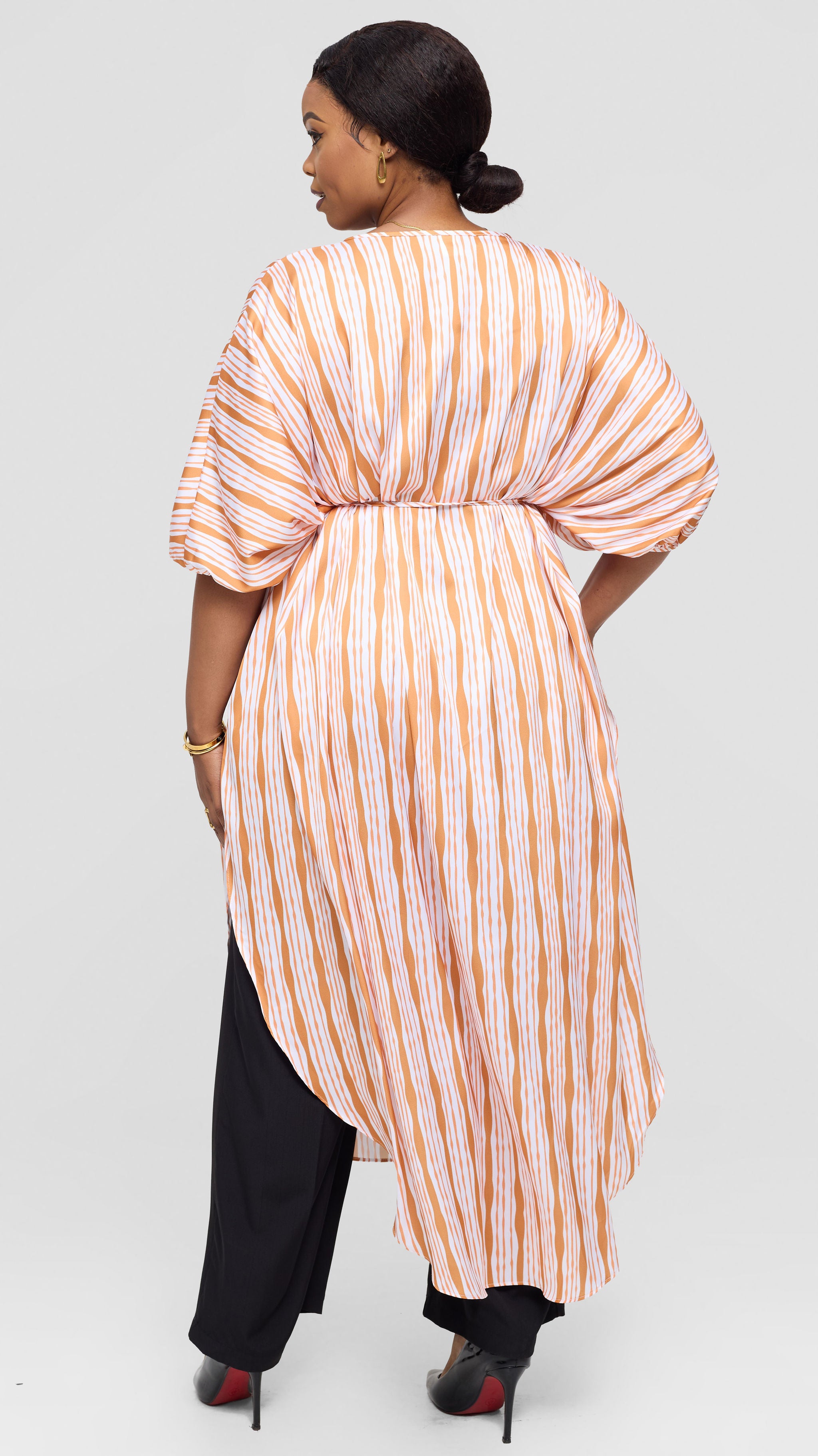 Vivo Essi Scalloped Maxi Top in Satin - White / Orange Huwa Print