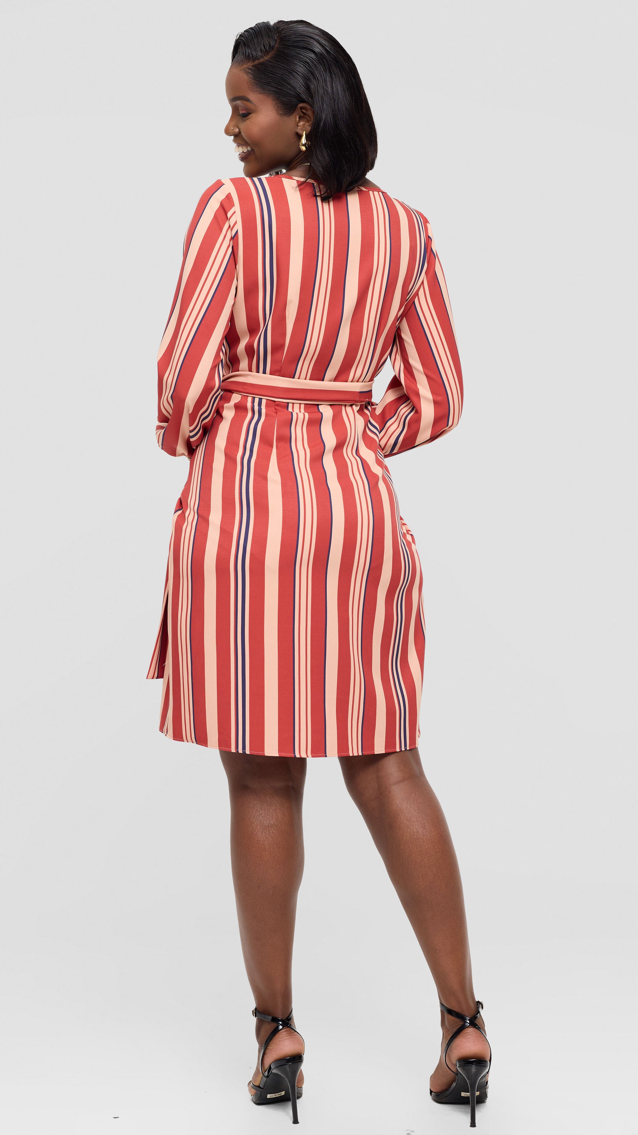 Vivo Laika Bishop Sleeve Shift Dress In Crepe - Peach / Rust Loleni Print