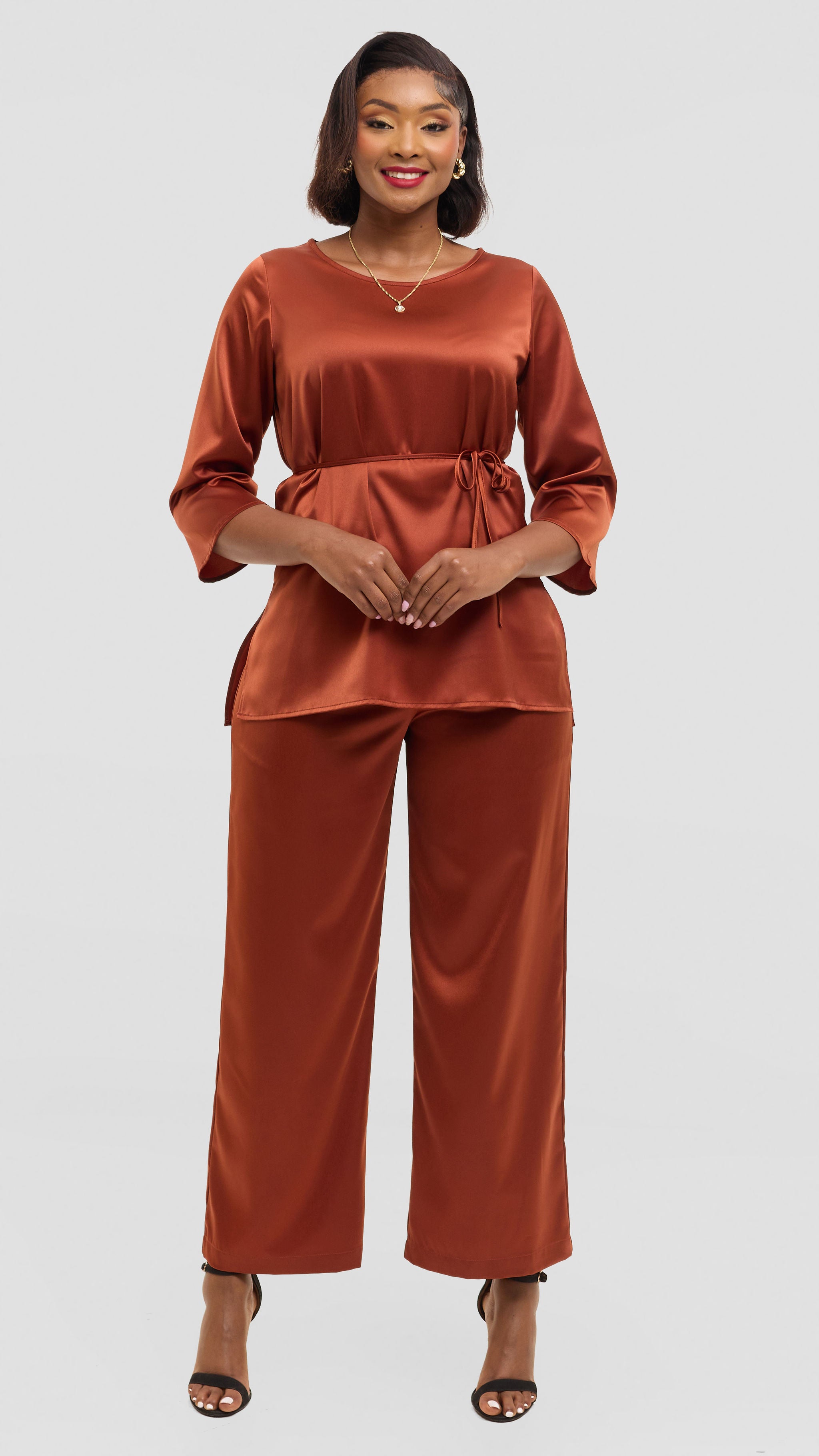 Vivo 3/4 Sleeve Side Slit Top in Satin - Rust