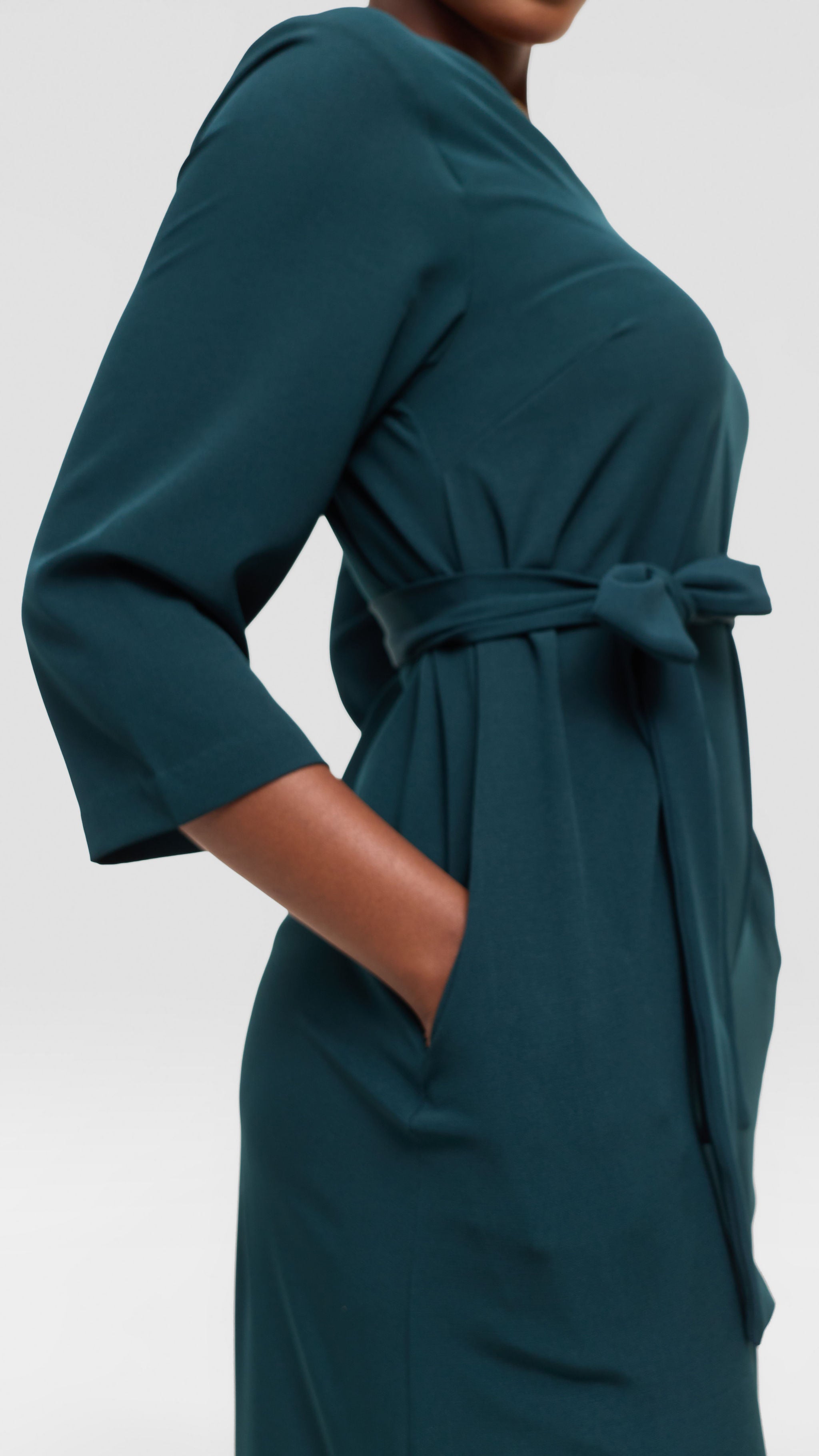 Vivo Diella V-Neck Jumpsuit in Crepe - Dark Green