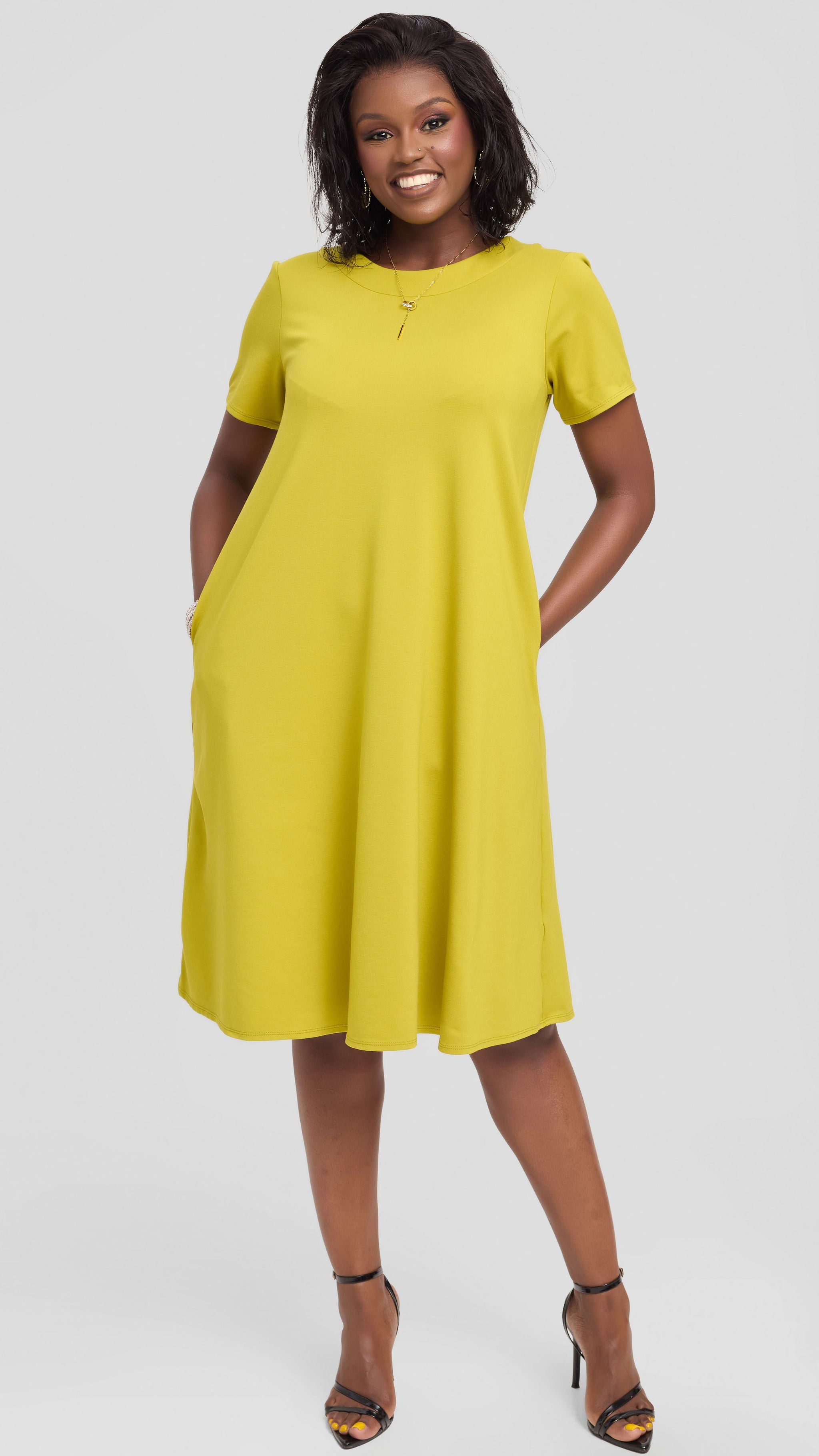 Vivo Jema Short Sleeve Tent Dress in Ponte - Light Olive
