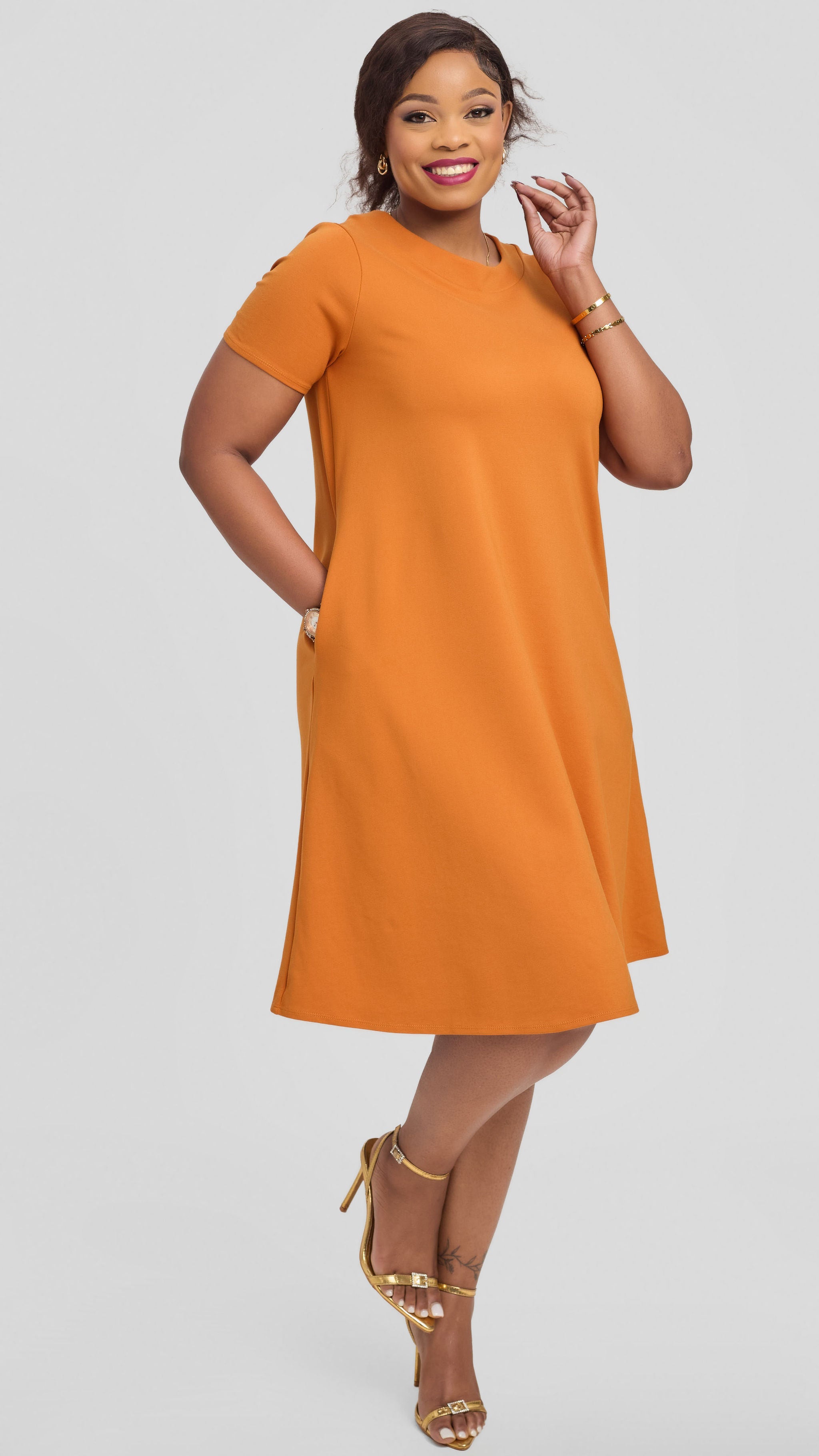 Vivo Jema Short Sleeve Tent Dress in Ponte - Rust