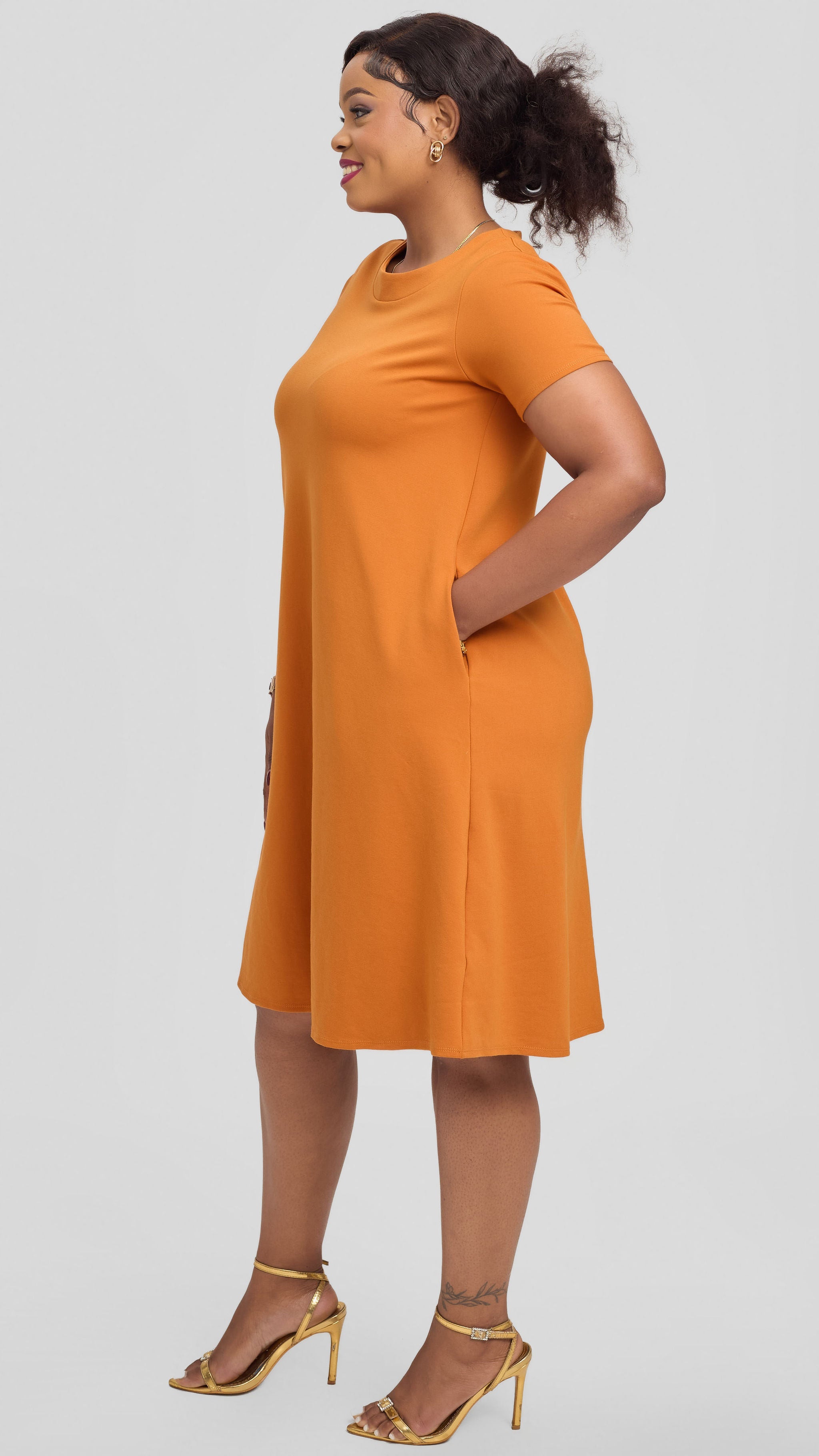 Vivo Jema Short Sleeve Tent Dress in Ponte - Rust