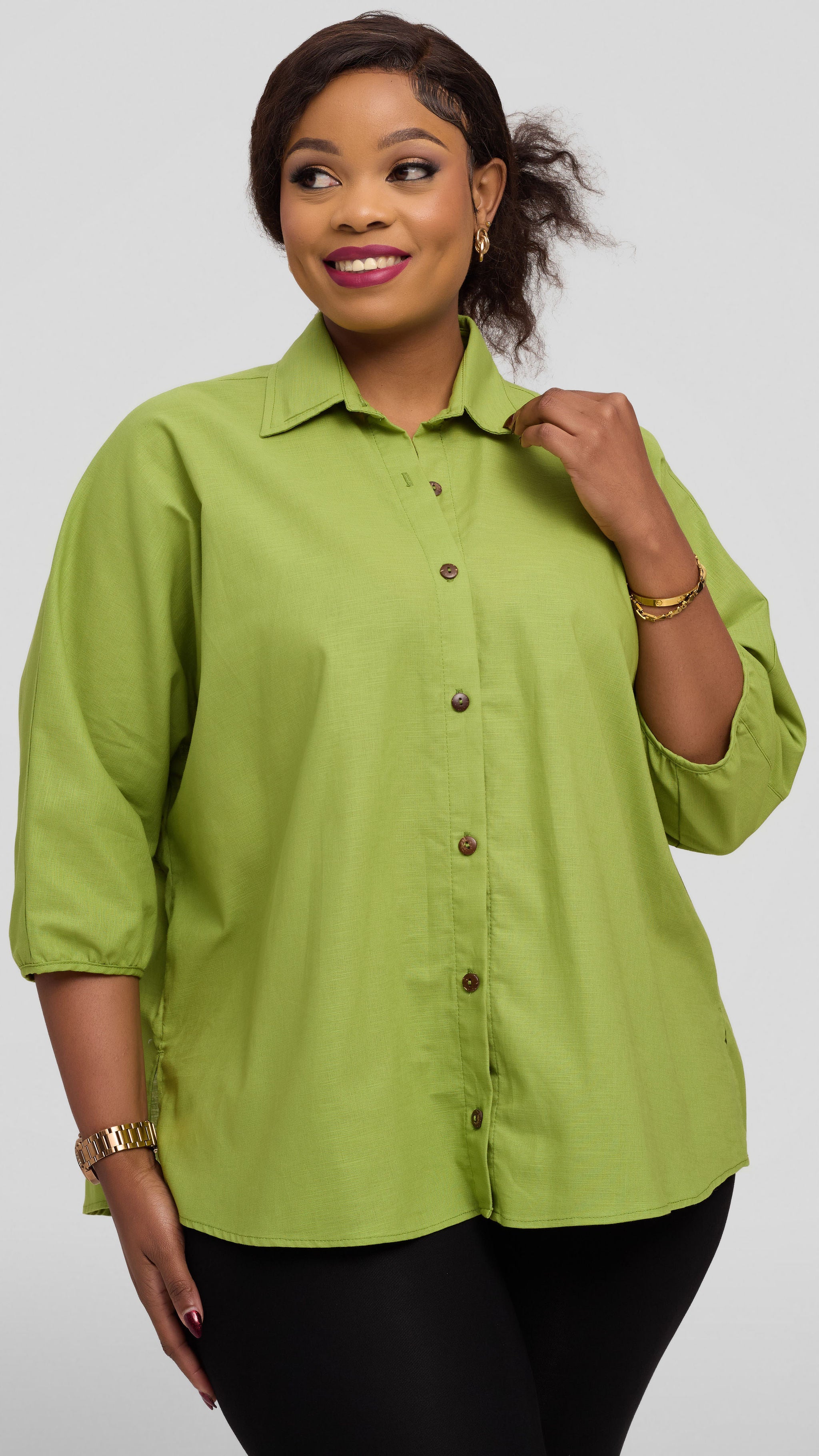 Safari by Vivo Back Pleat Loose Top in Linen Blend - Light Green