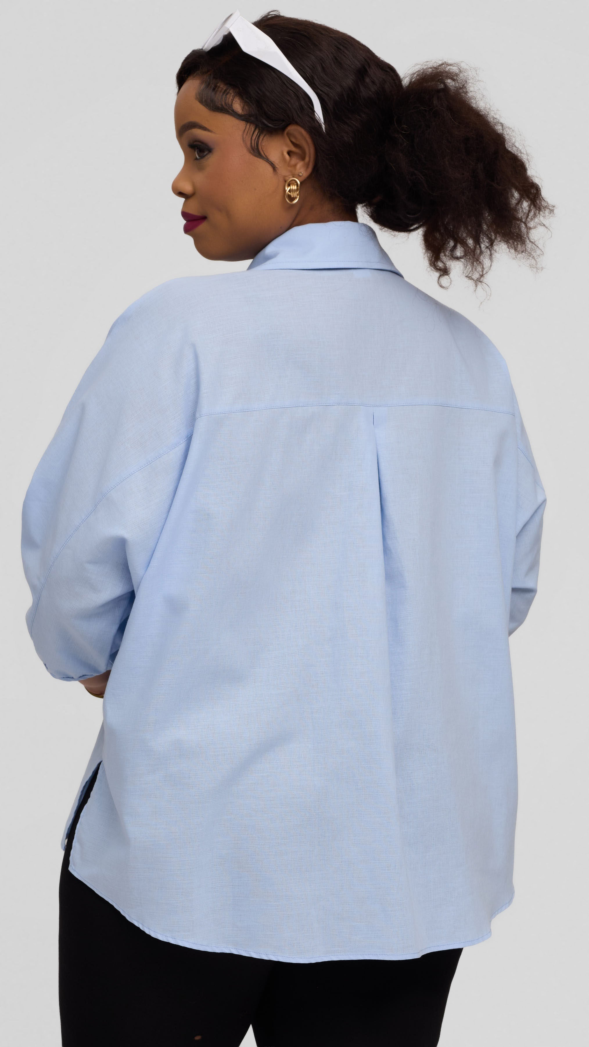 Safari by Vivo Back Pleat Loose Top in Linen Blend - Light Blue