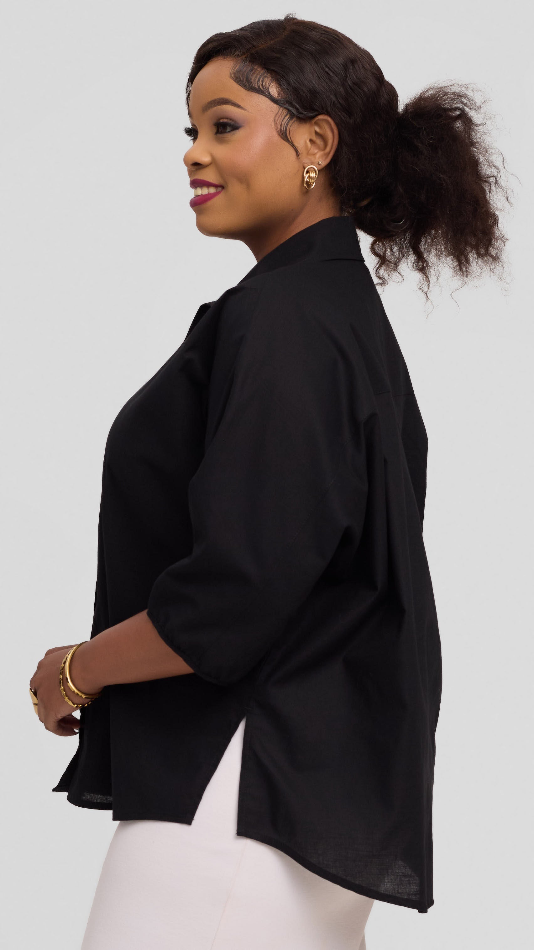 Safari by Vivo Back Pleat Loose Top in Linen Blend - Black