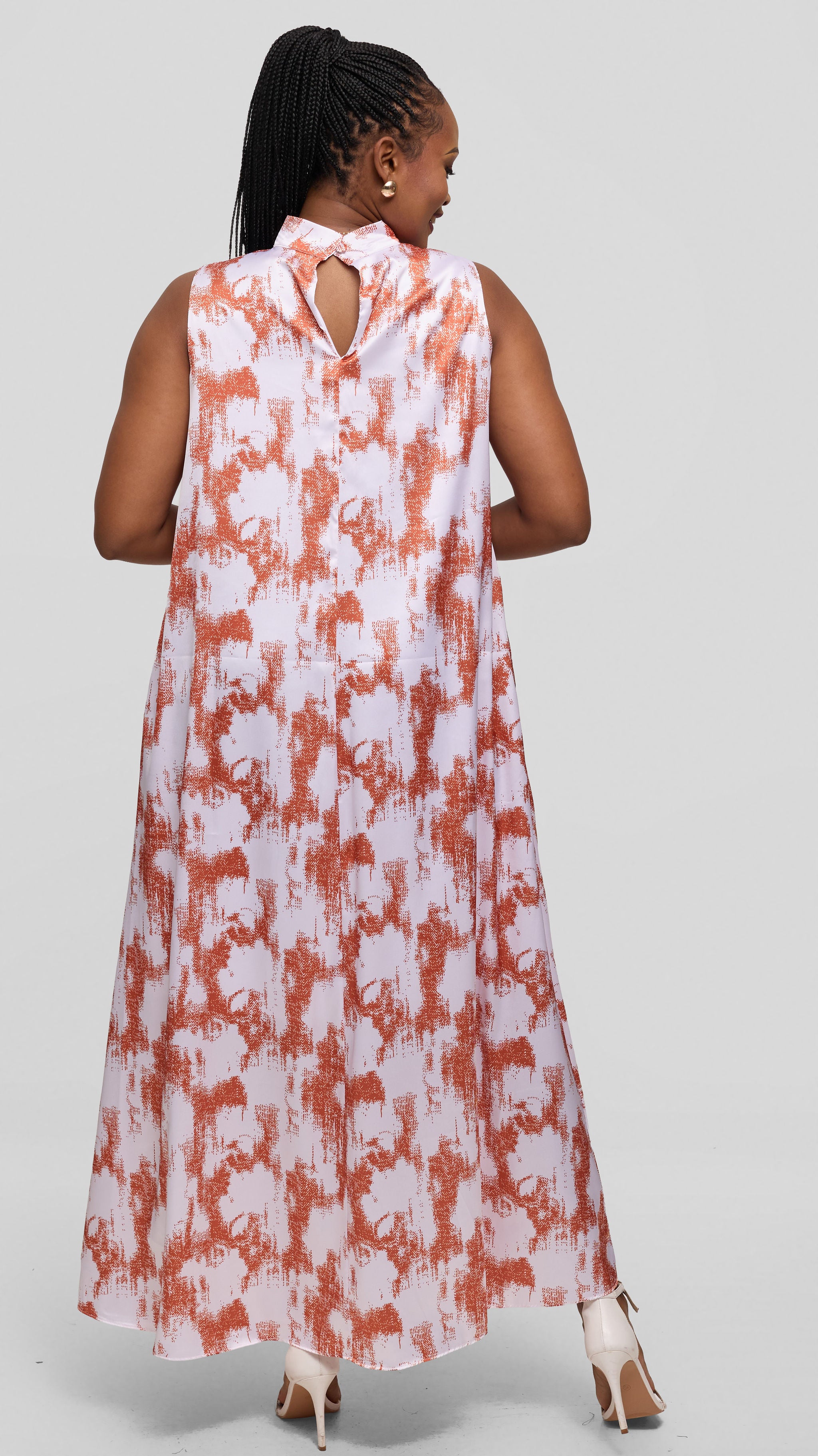 Vivo Thando Mock Neck Maxi Dress in Satin - Rust / White Abstract Print