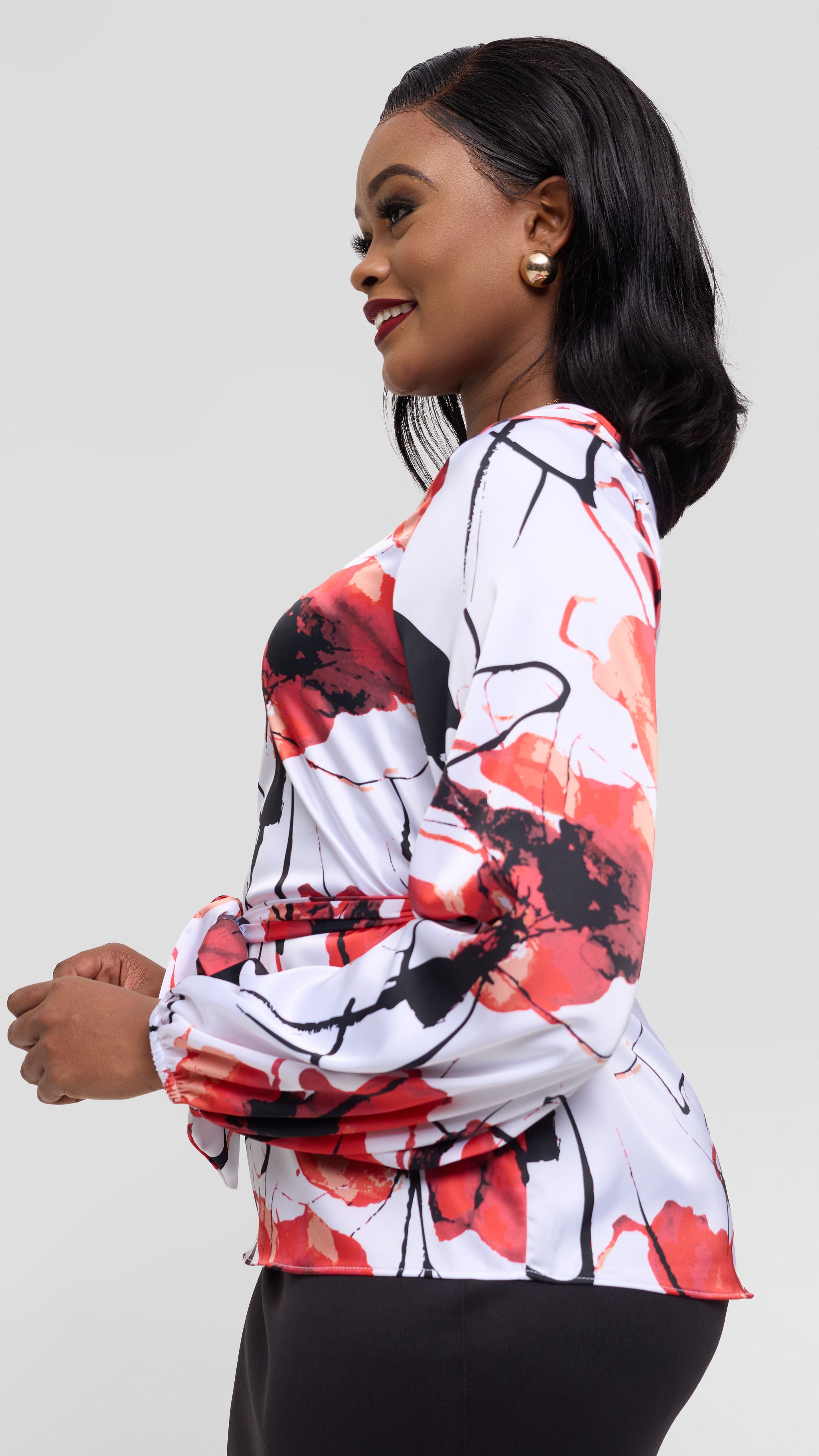Vivo Basic Satin Bishop Sleeve Top - White / Red Print