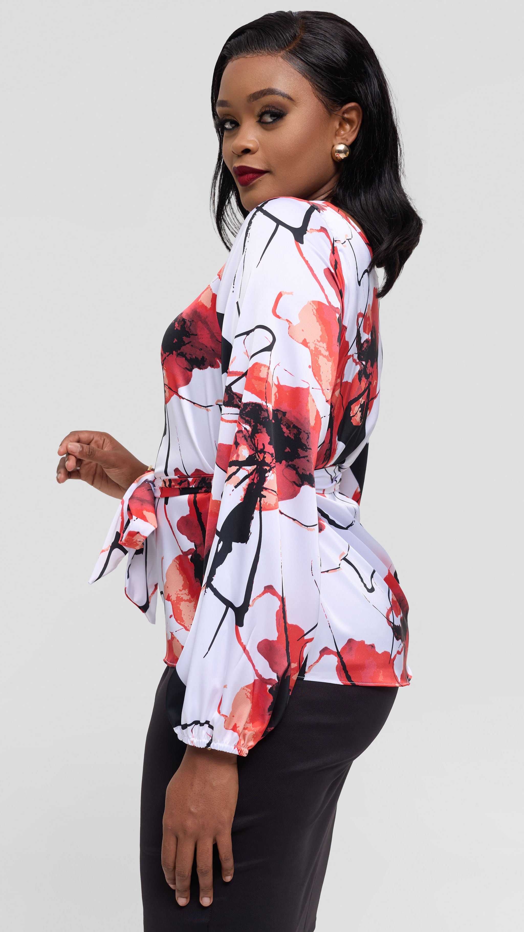 Vivo Basic Satin Bishop Sleeve Top - White / Red Print