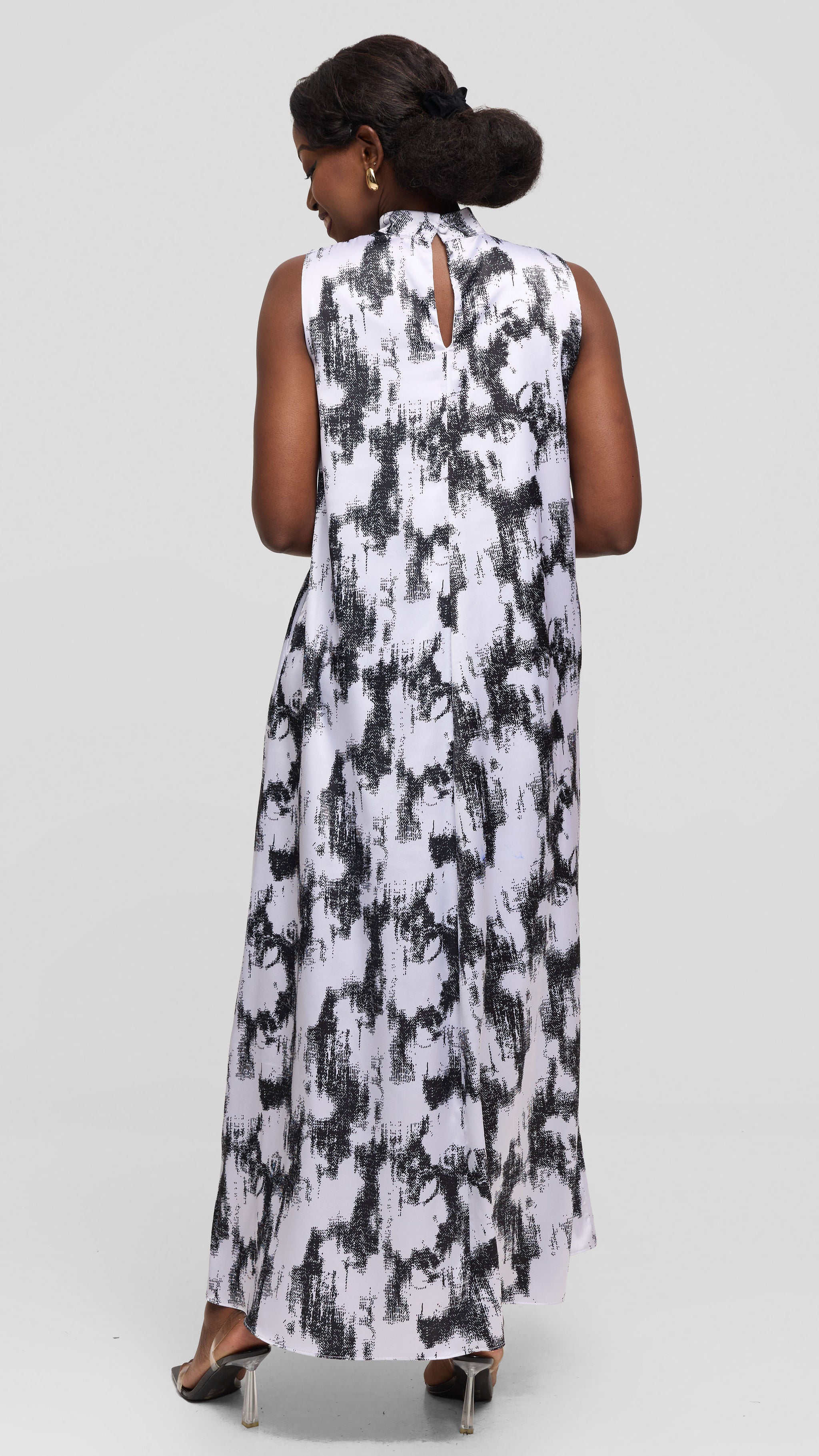 Vivo Thando Mock Neck Maxi Dress in Satin - Black / White Abstract Print