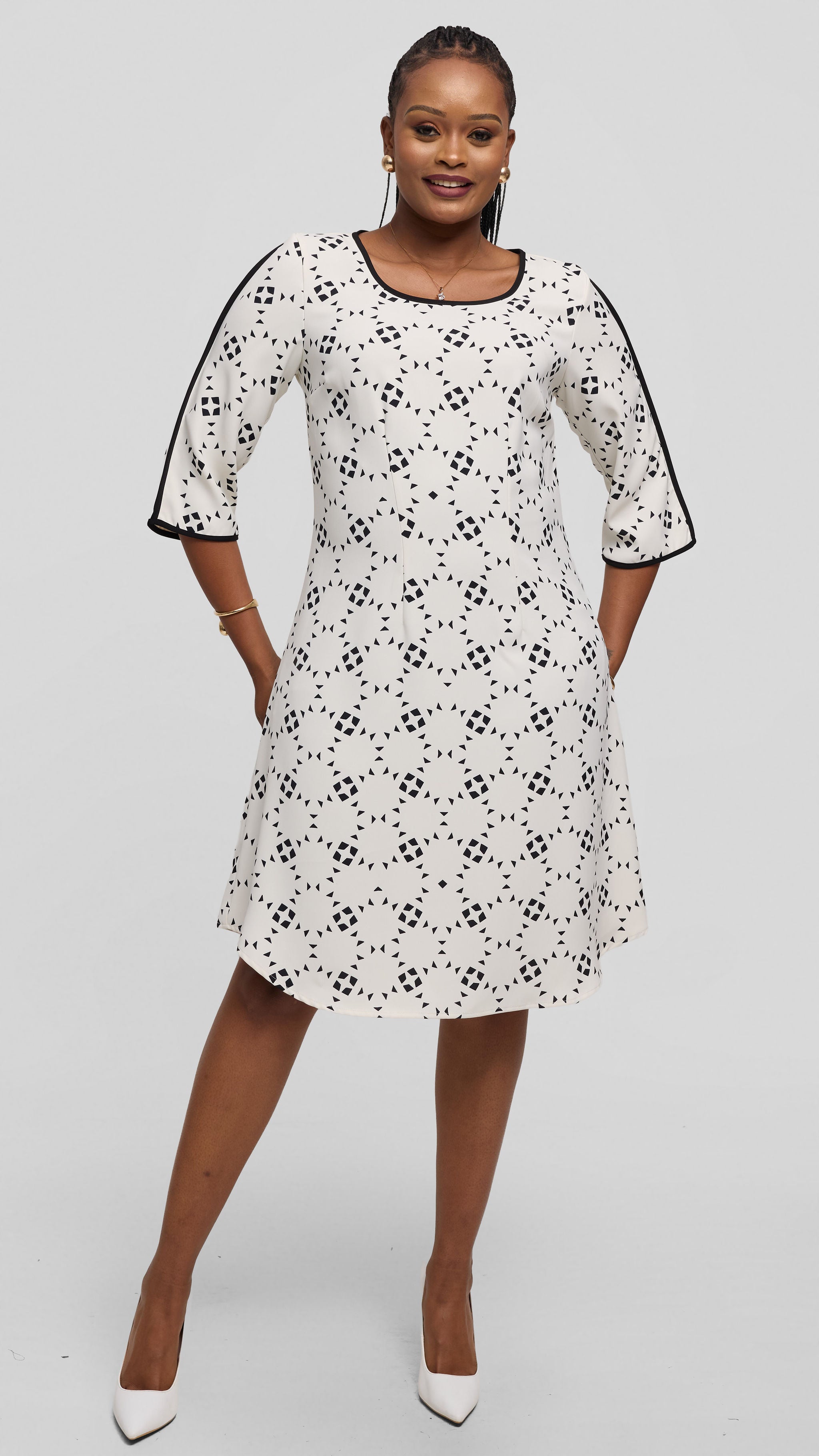 Vivo Pendo 3/4 Sleeve A Line Dress in Crepe - Off White / Black Talo Print