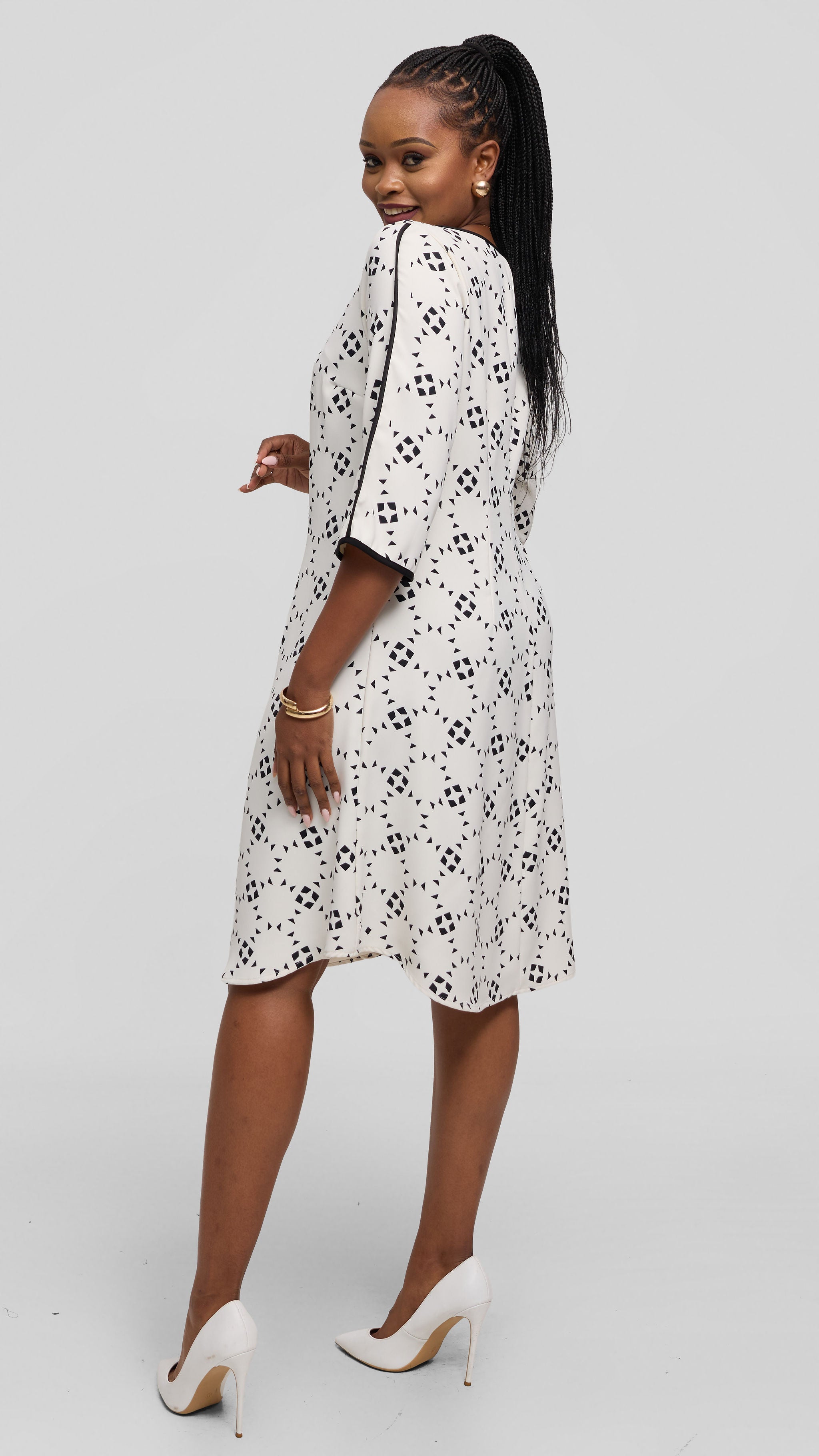 Vivo Pendo 3/4 Sleeve A Line Dress in Crepe - Off White / Black Talo Print