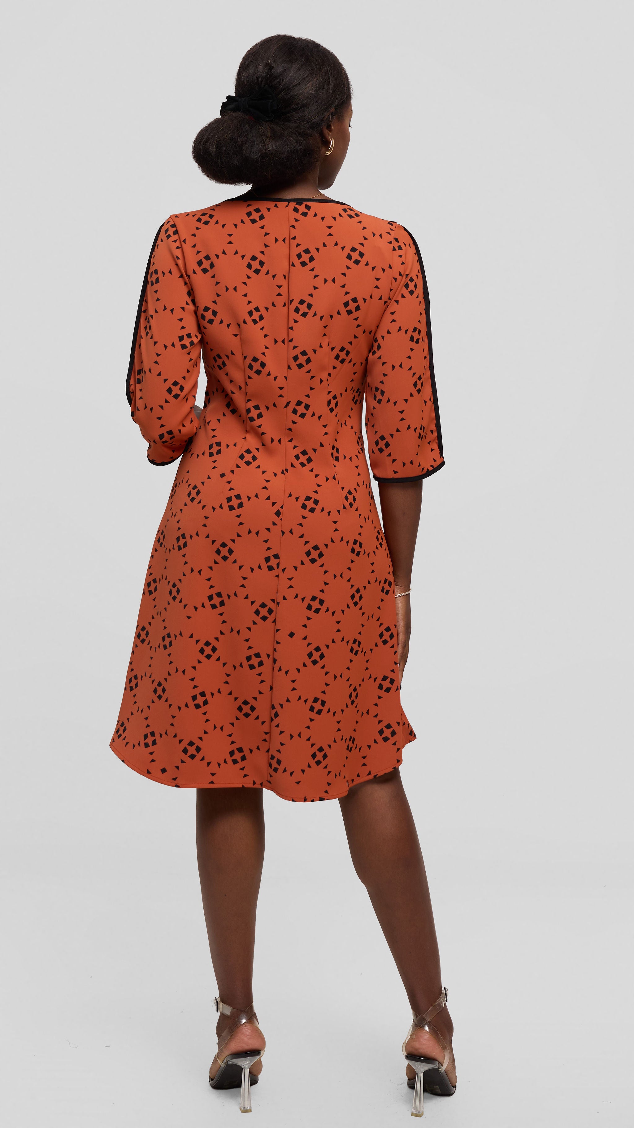 Vivo Pendo 3/4 Sleeve A Line Dress in Crepe - Rust / Black Talo Print