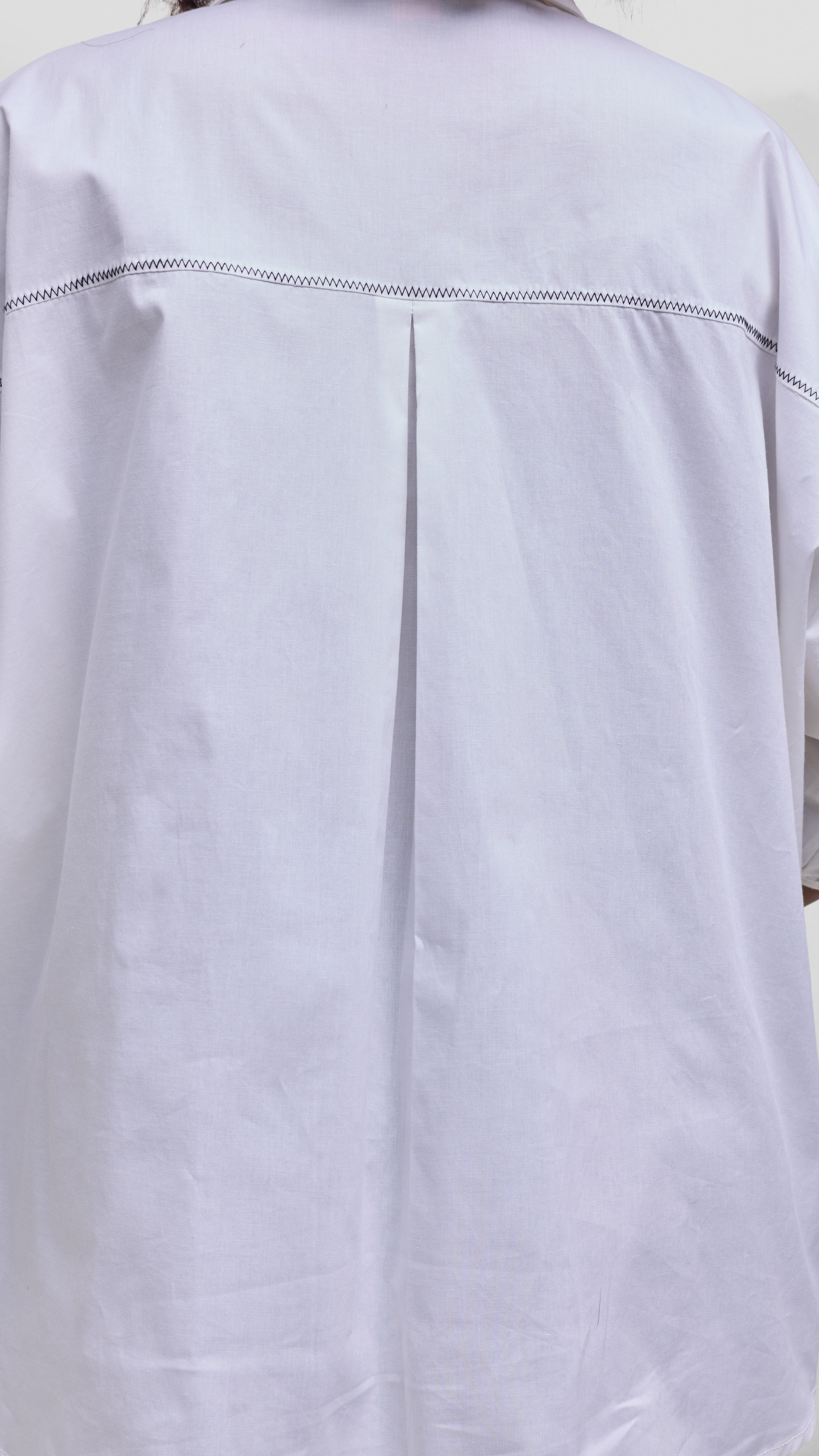 Vivo Back Pleat Loose Top in Cotton - White