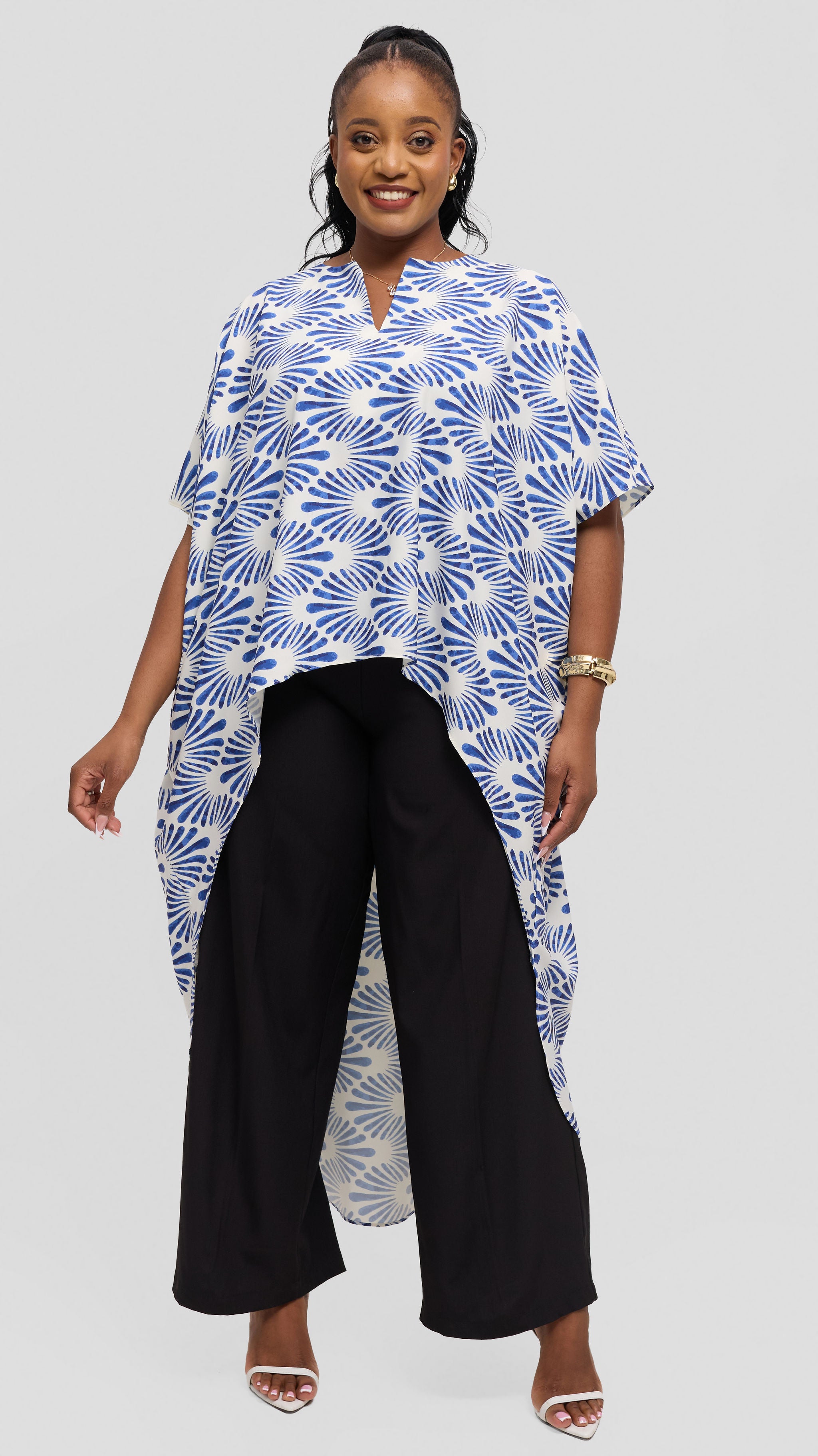 Vivo High Low Top in Crepe - Off White / Dark Blue Witu Print