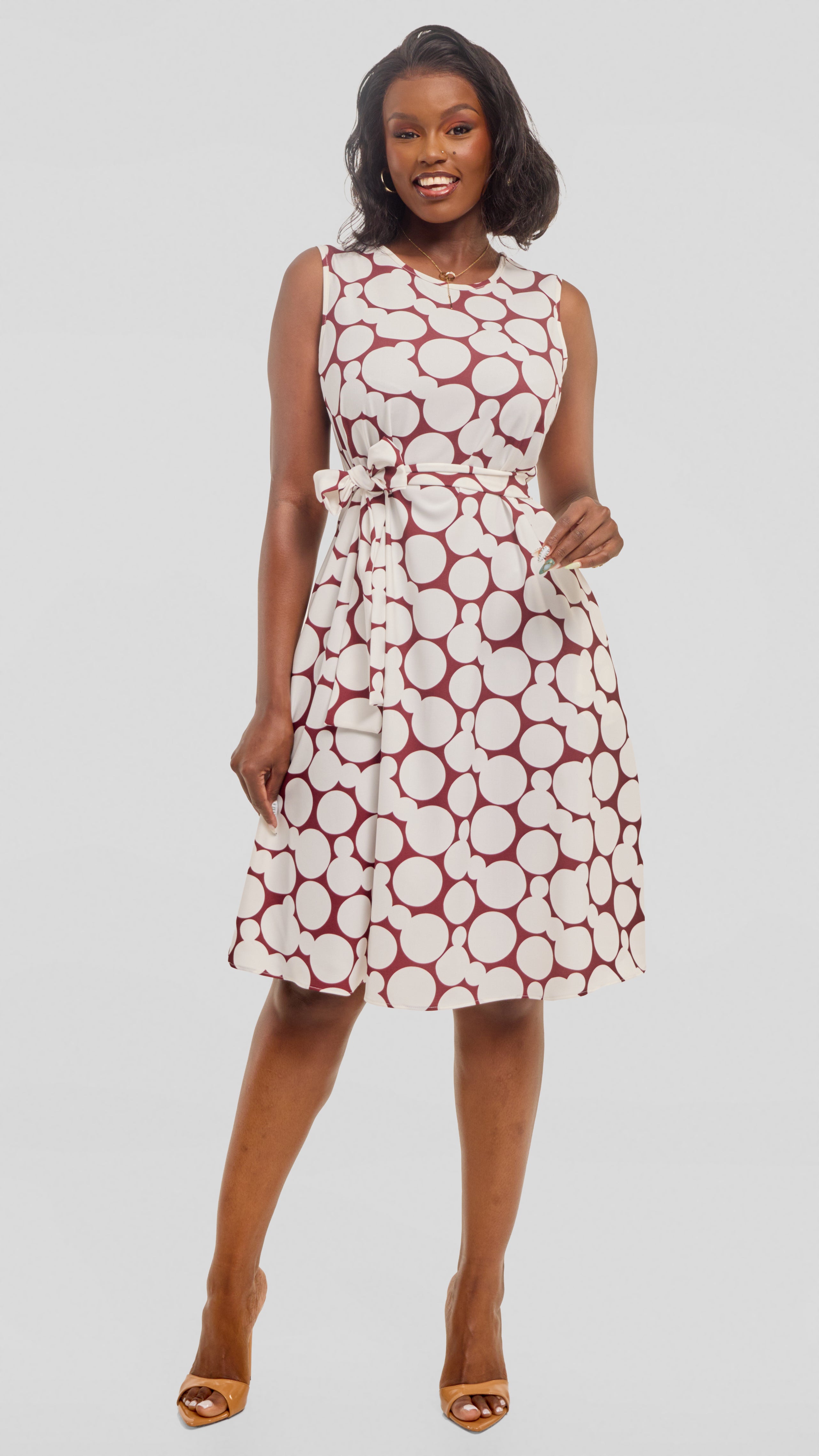 Vivo Niari Sleeveless Tent Dress in Crepe - White / Maroon Tumi Print