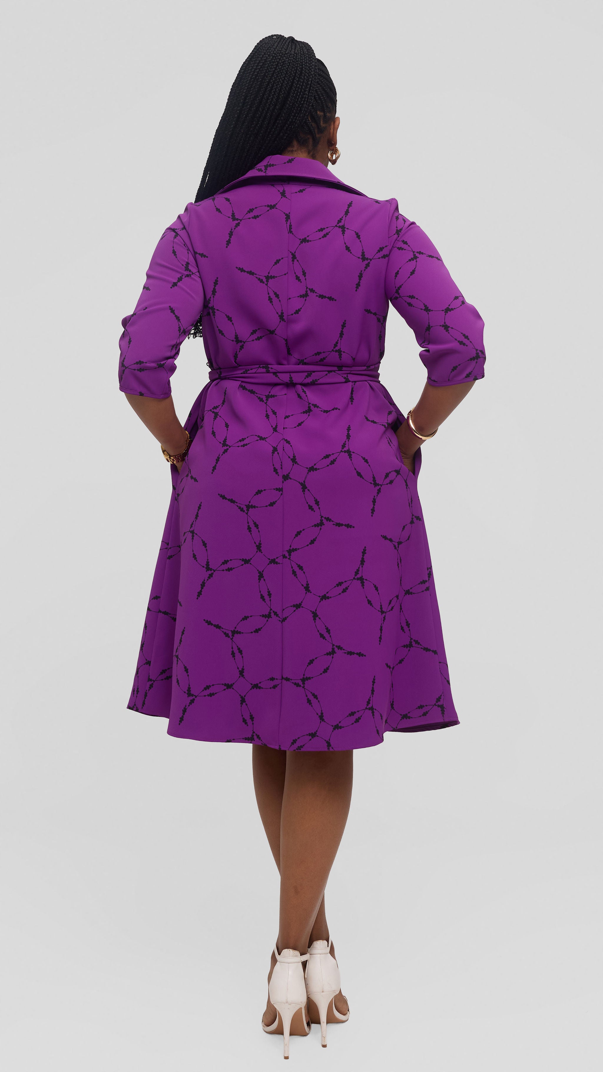 Vivo Zuri 3/4 Sleeve Knee Length Dress in Crepe - Purple / Black Shina Print