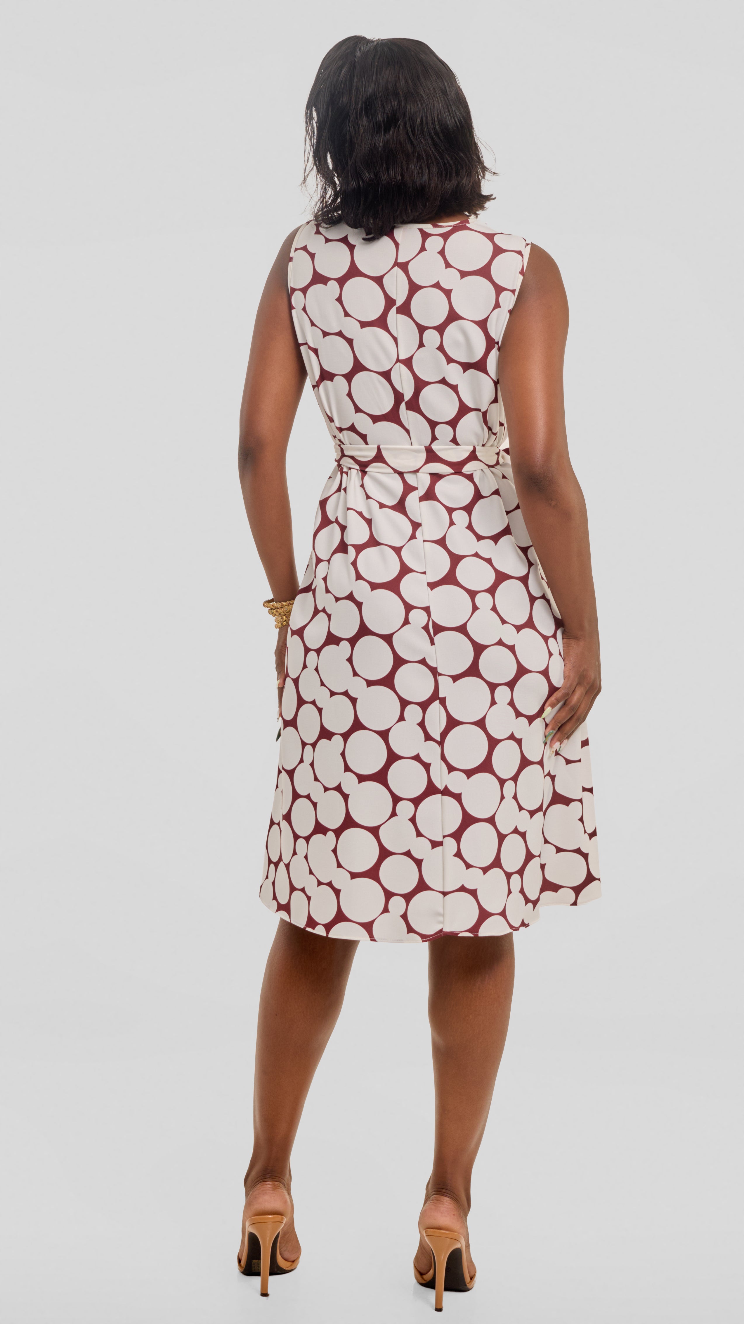 Vivo Niari Sleeveless Tent Dress in Crepe - White / Maroon Tumi Print