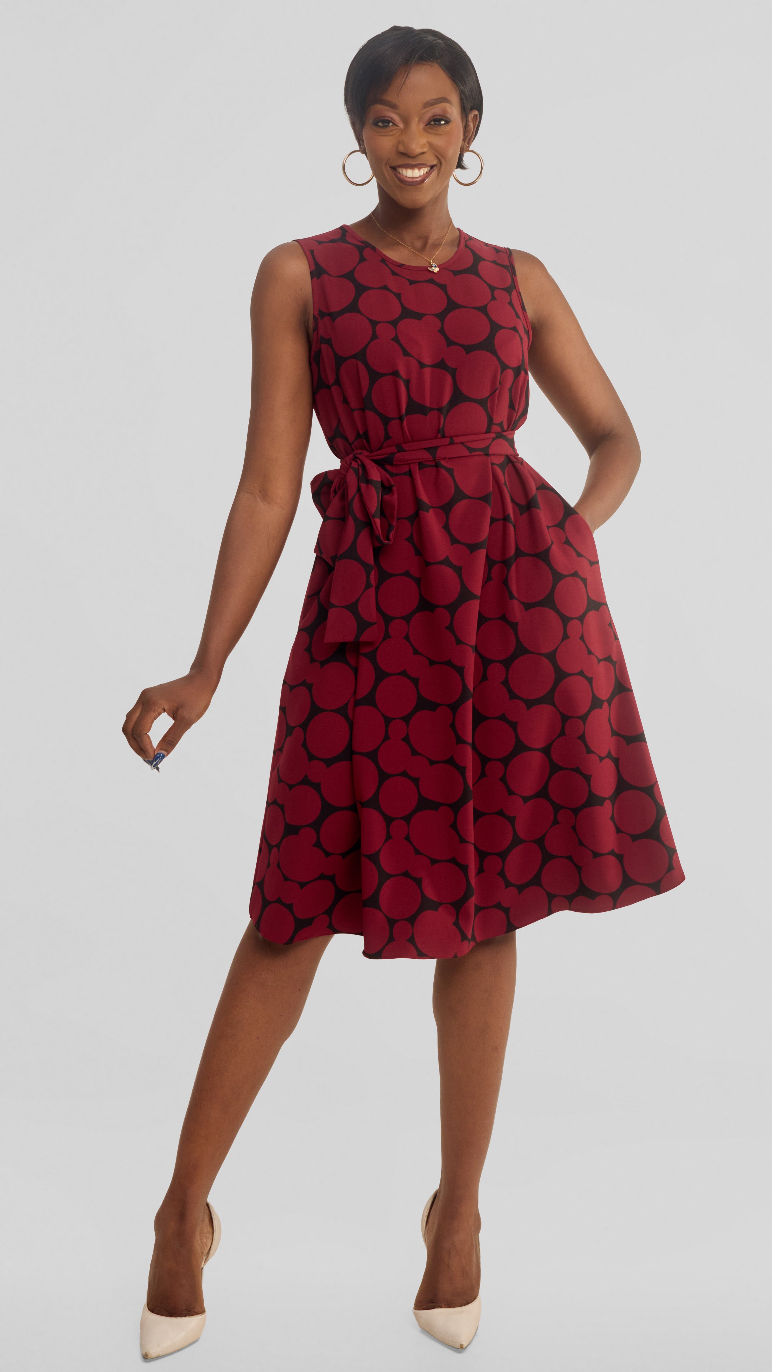 Vivo Niari Sleeveless Tent Dress in Crepe - Maroon / Black Tumi Print