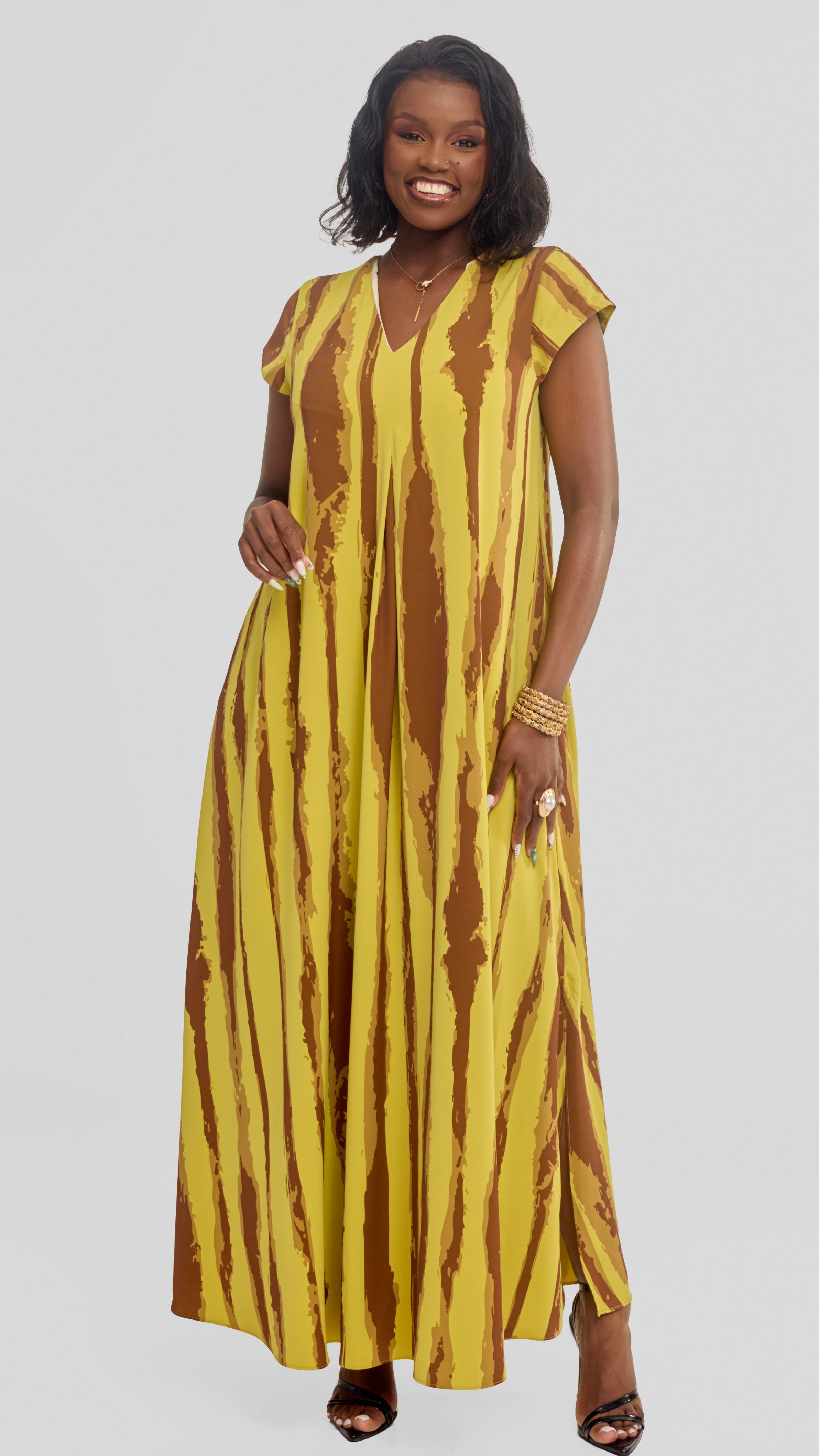 Vivo Kani Cap Sleeve Maxi Dress in Textured Crepe - Olive / Brown Tamasha Print