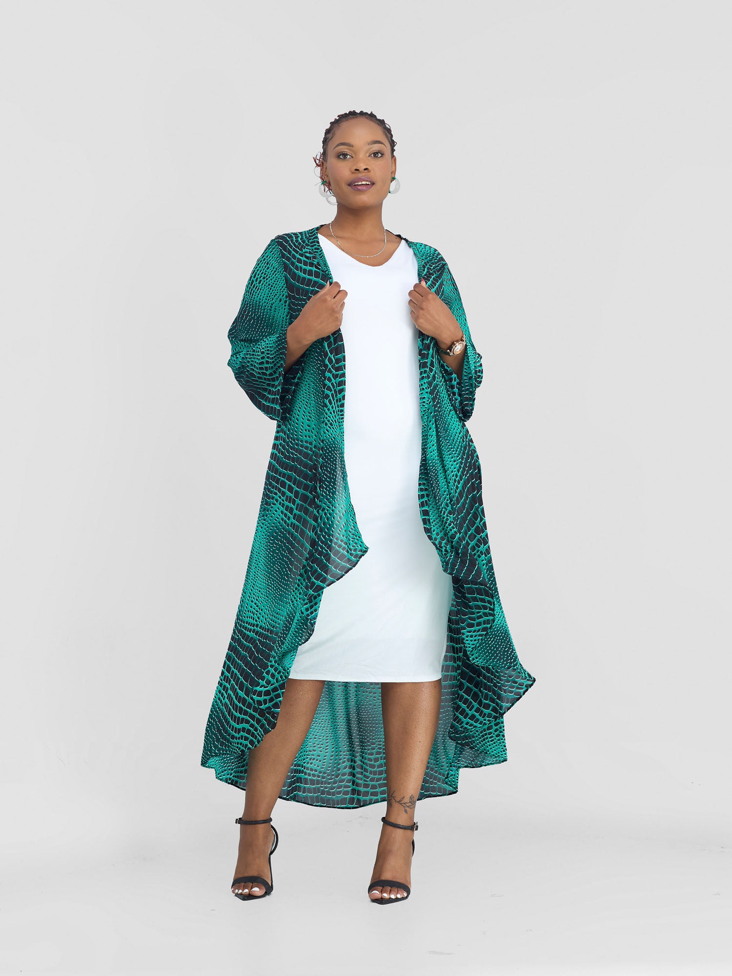 Vivo Maisha Long Sleeve High Low Kimono -   Green / Black Rika Print