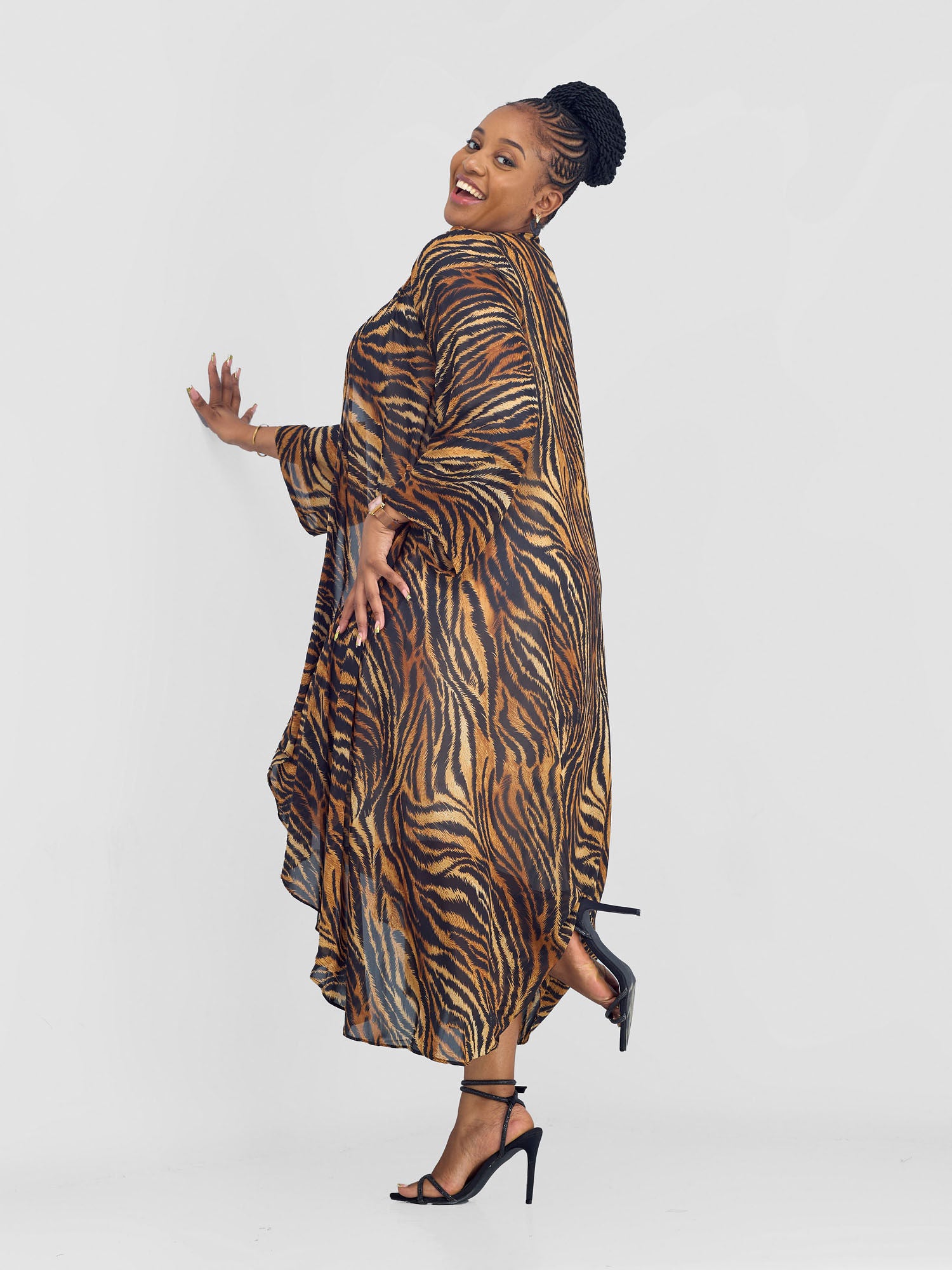 Vivo Maisha Long Sleeve High Low Kimono -   Brown / Black Mistari Print