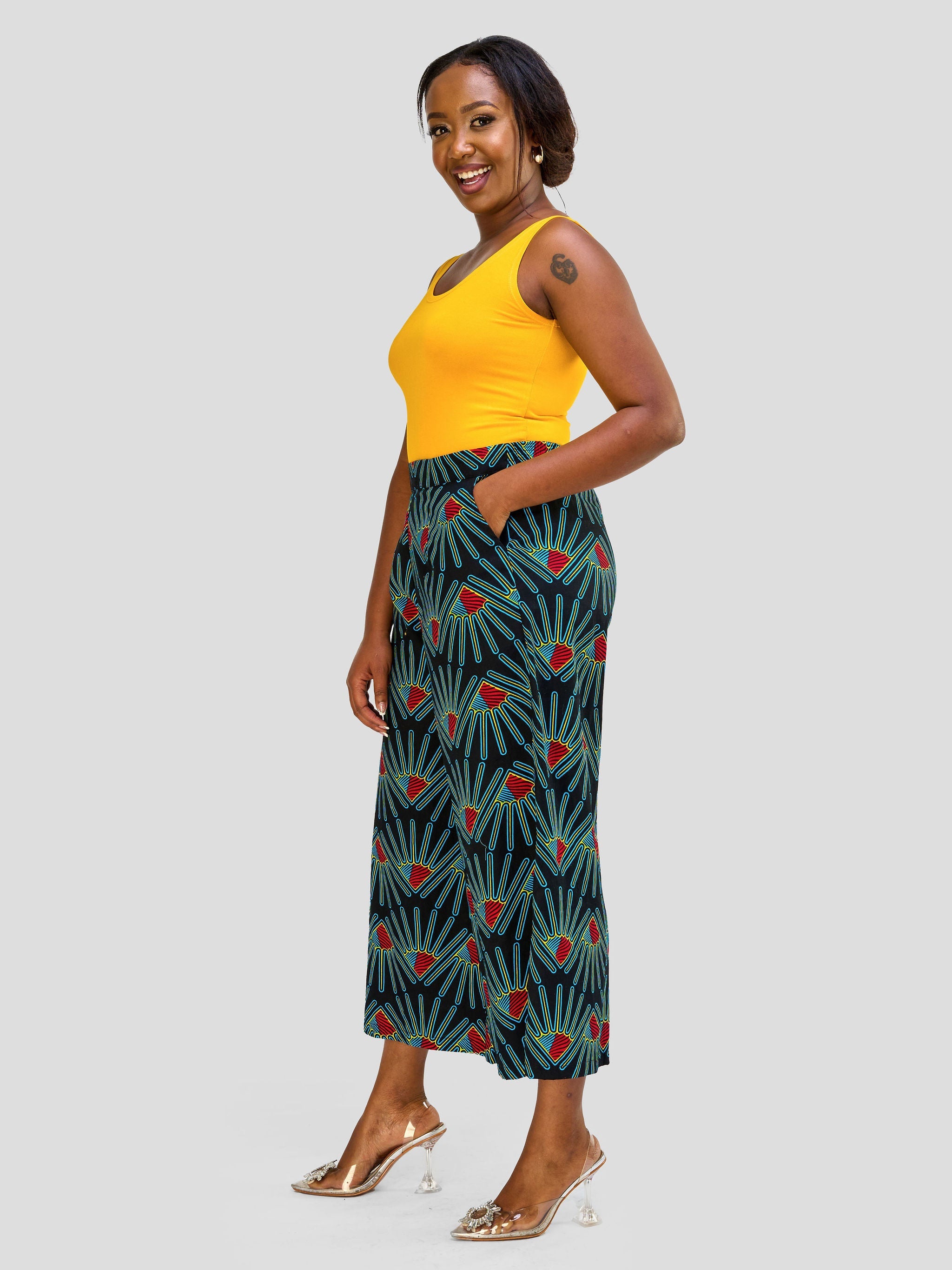 Vivo Essentials Tank Top - Yellow