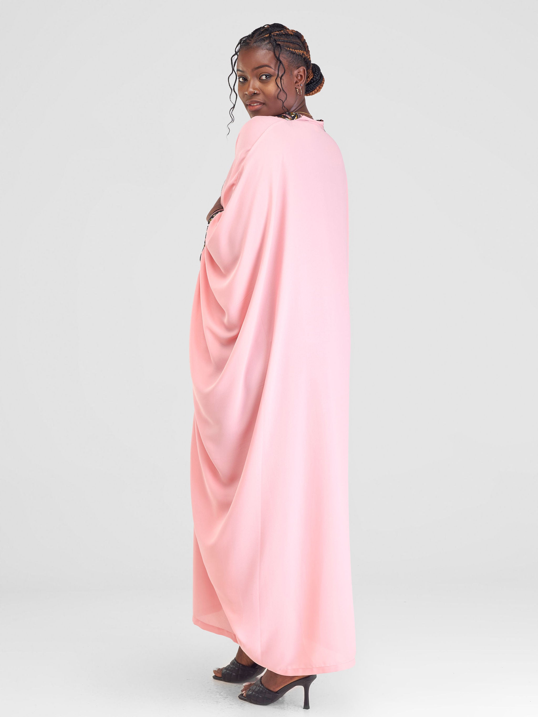 Vivo Fara Gathered Sleeve Open Kaftan - Pink