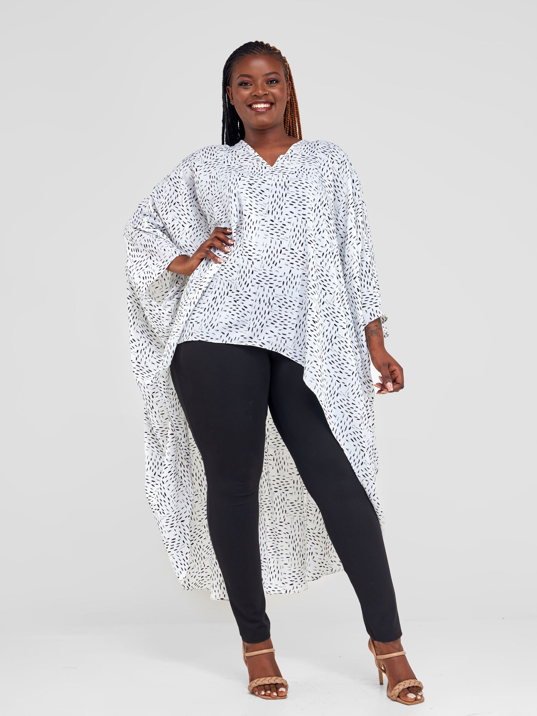 Vivo Malindi V-Neck High Low Kaftan Top - White / Grey Abstract Print