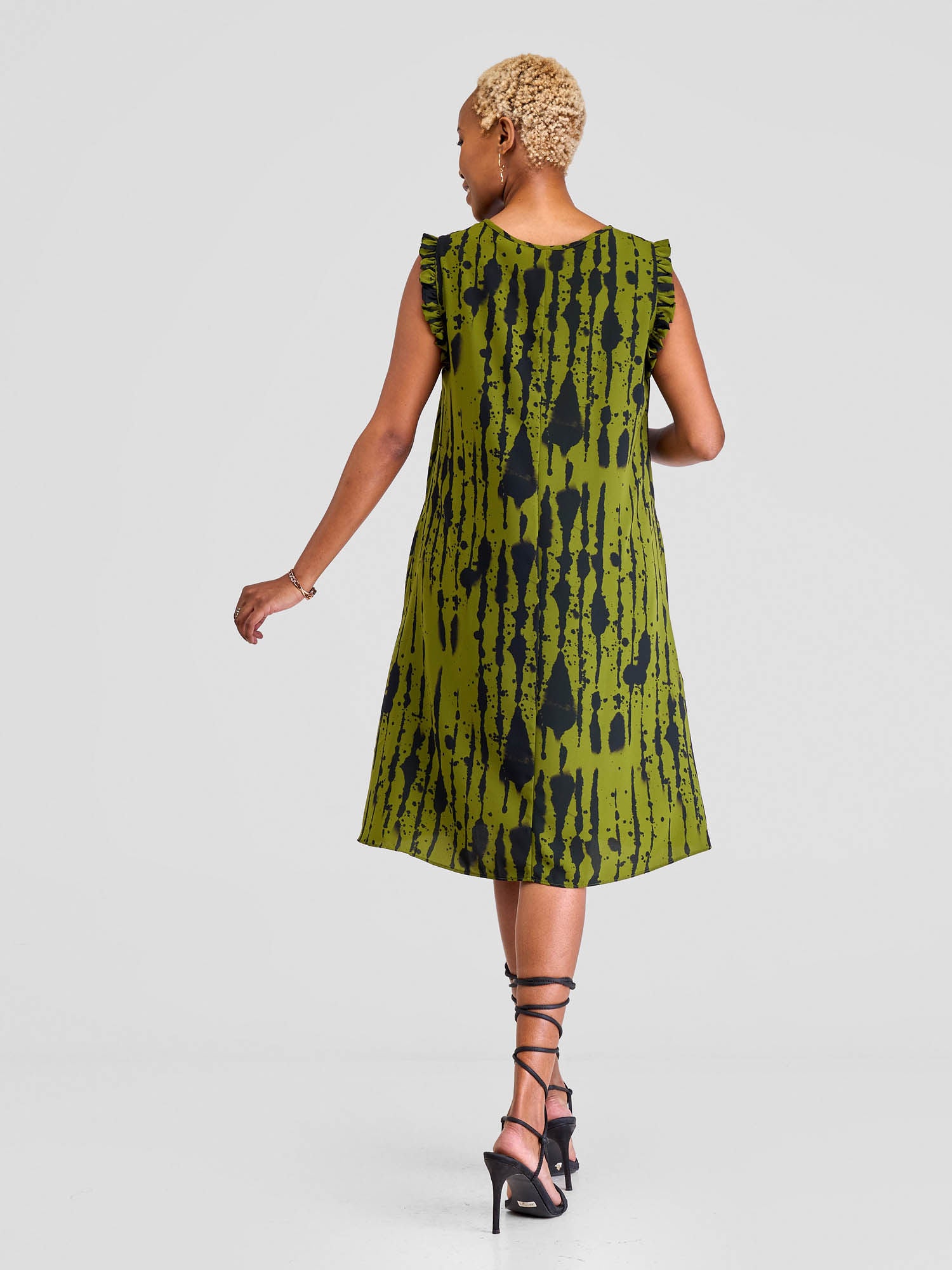 Vivo Ava Tent Knee Length Dress - Hunters / Black Print