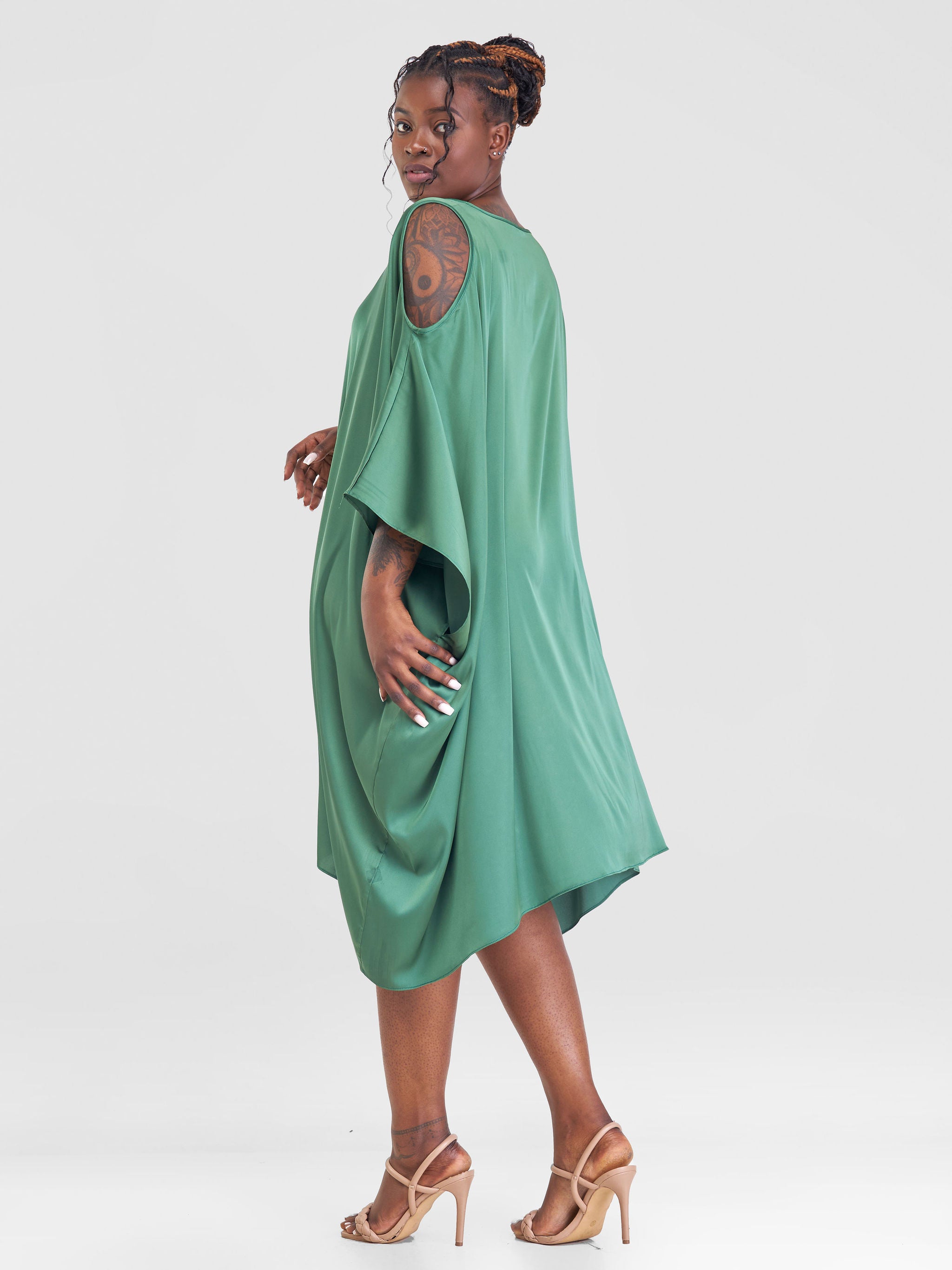 Vivo Adisa Cold Shoulder Kaftan - Dark Green