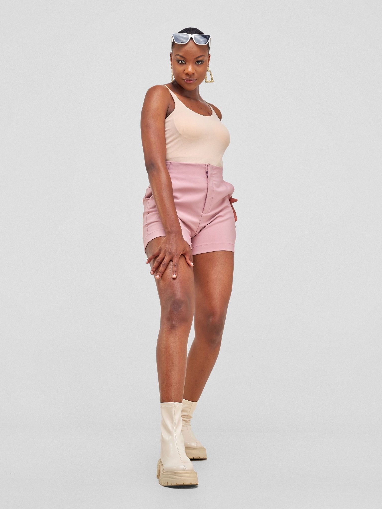 Anika Shorts with Clip - Baby Pink - Shopzetu