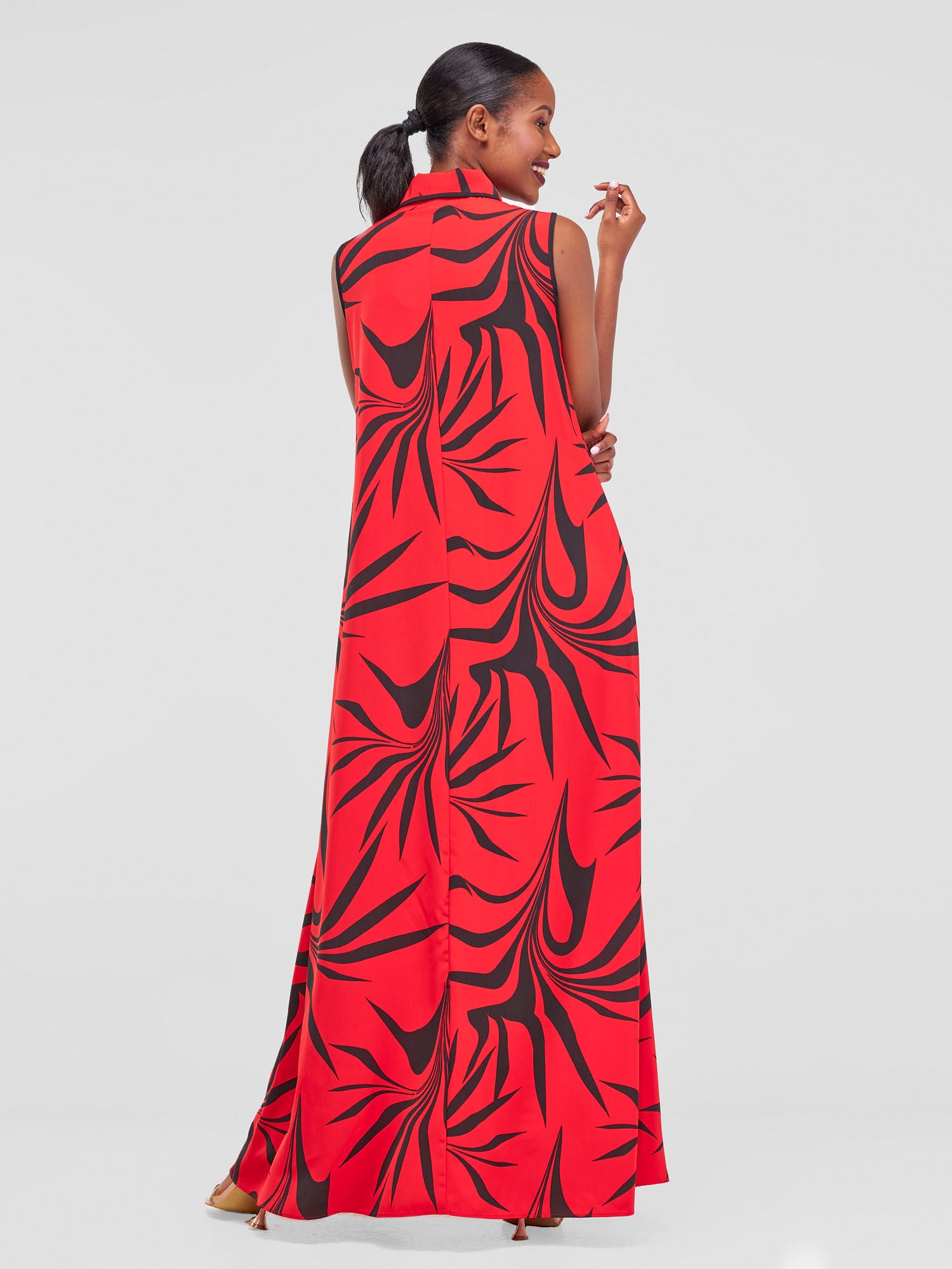 Vivo Asha Sleeveless Maxi Dress - Red / Black Tezo Print