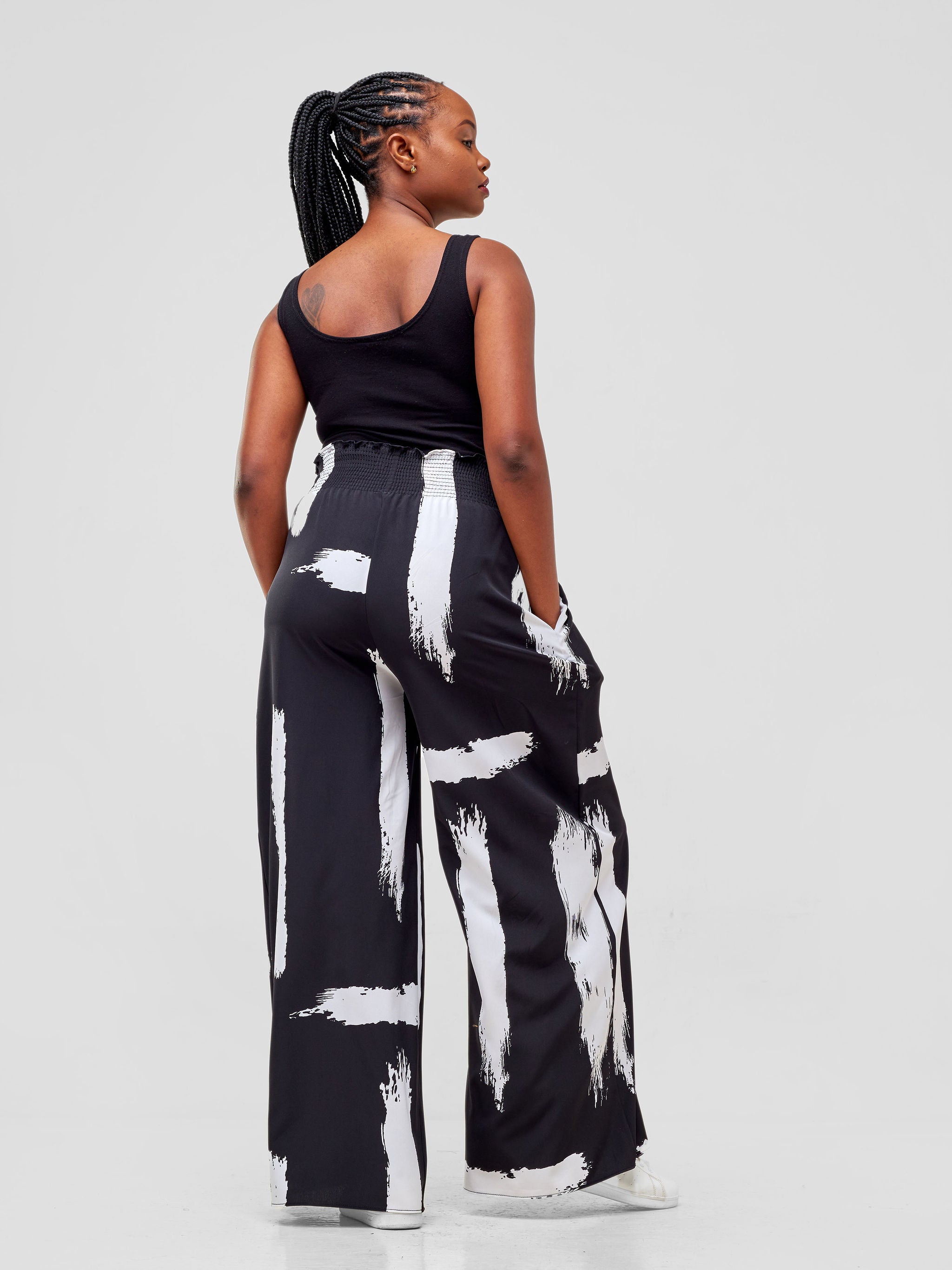 Vivo Alek Wide Leg Pants - Black / White Abstract Print