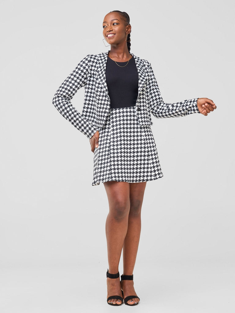 Zoya Sitawi Cropped Jacket - Black / White Abstract Print - Shopzetu