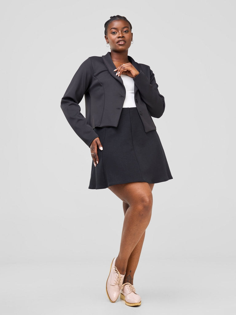 Zoya Sitawi Cropped Jacket - Black - Shopzetu