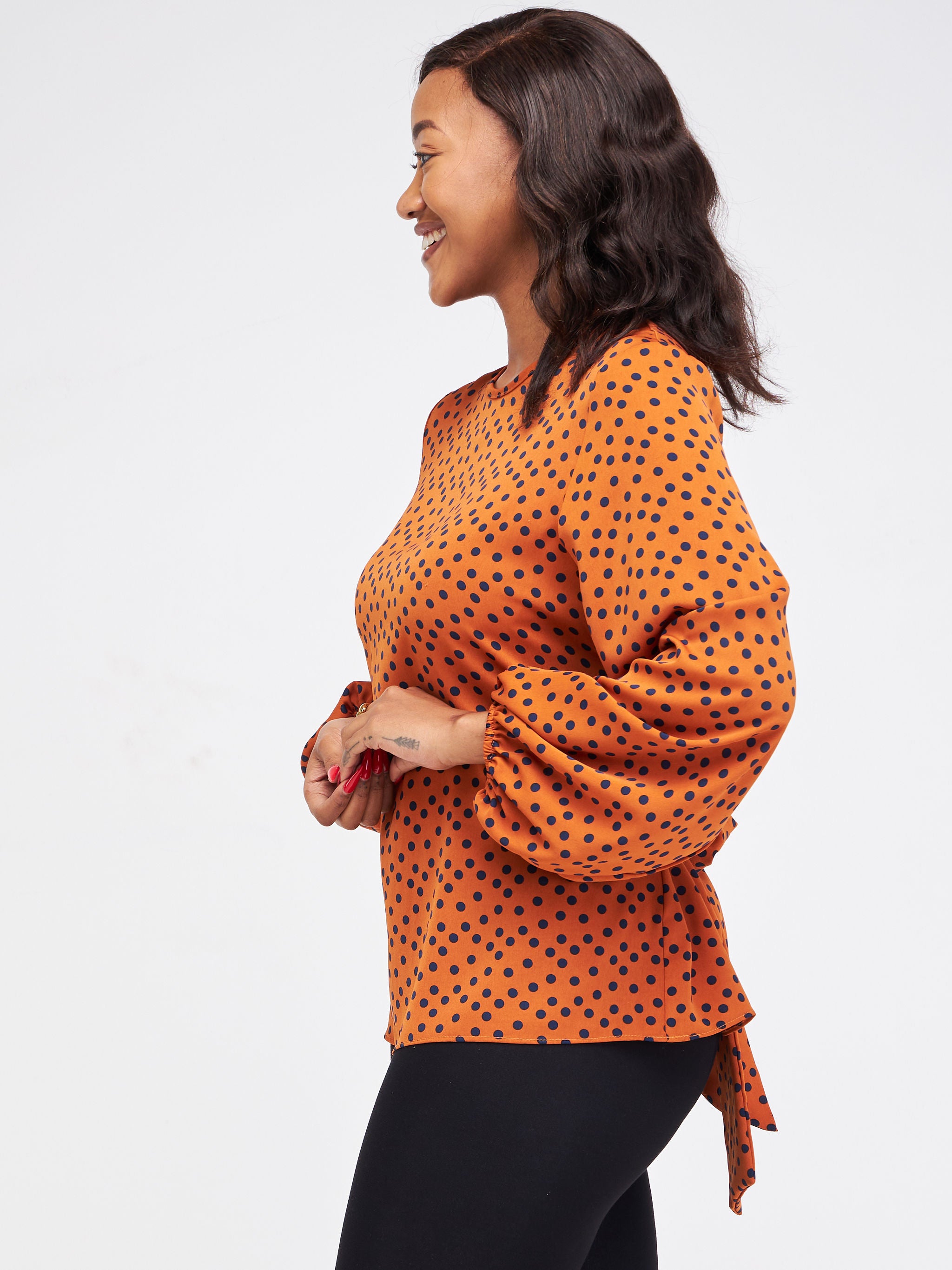 Vivo Basic Crepe Tie Top - Rust / Black Polka Dot