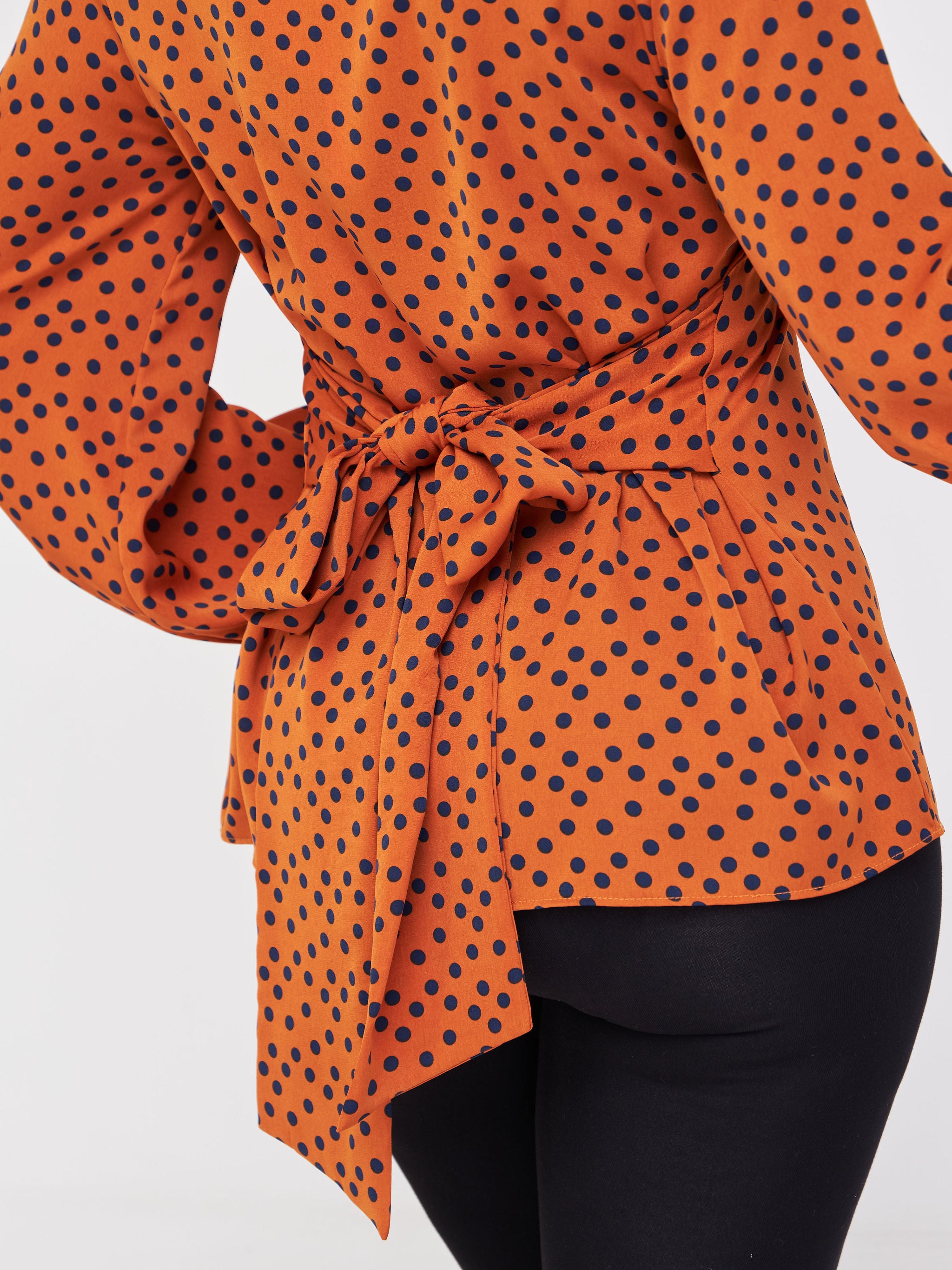 Vivo Basic Crepe Tie Top - Rust / Black Polka Dot