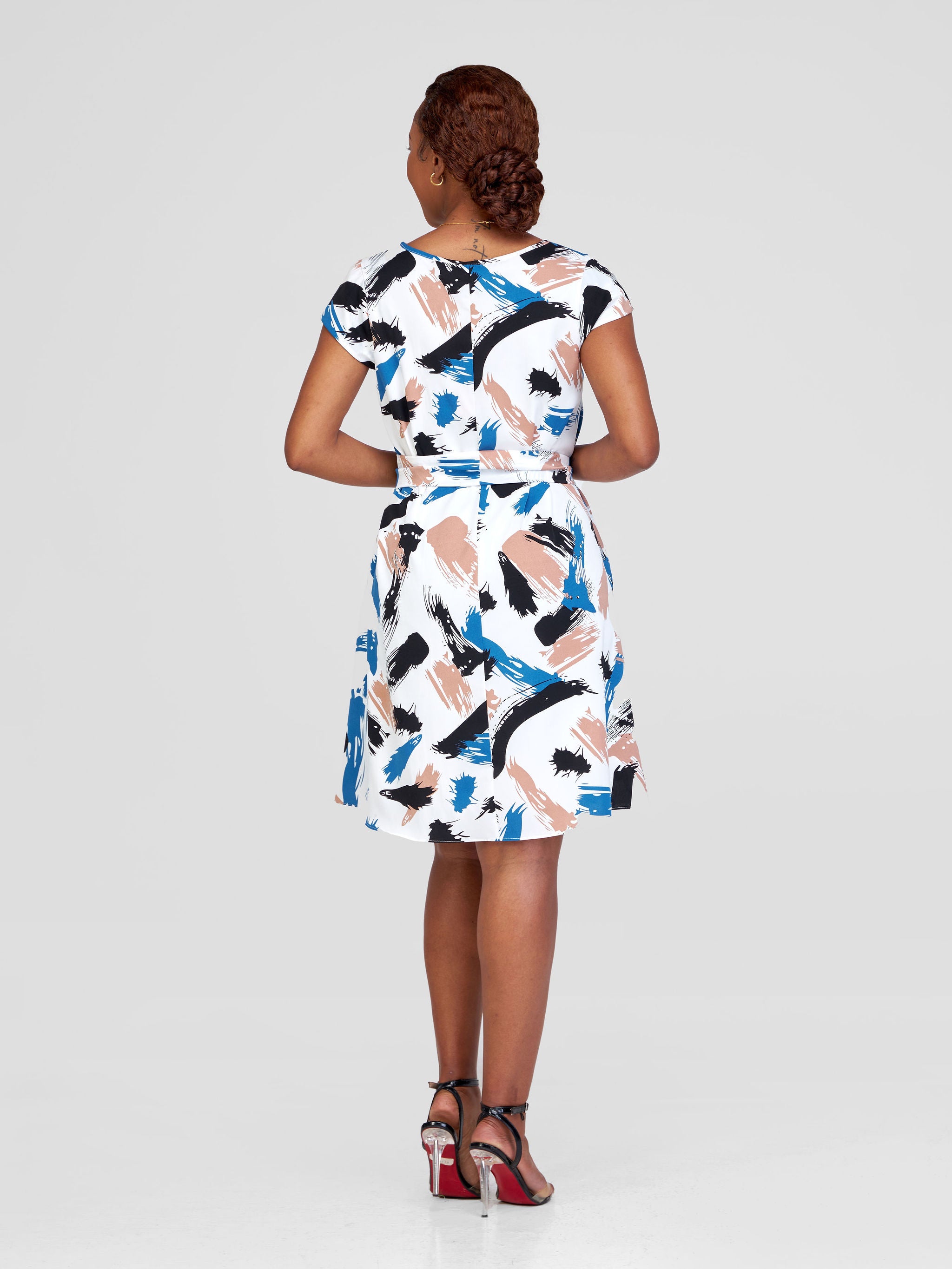 Vivo Basic Cap Sleeve Knee Length Dress - Blue / Peach Abstract Print