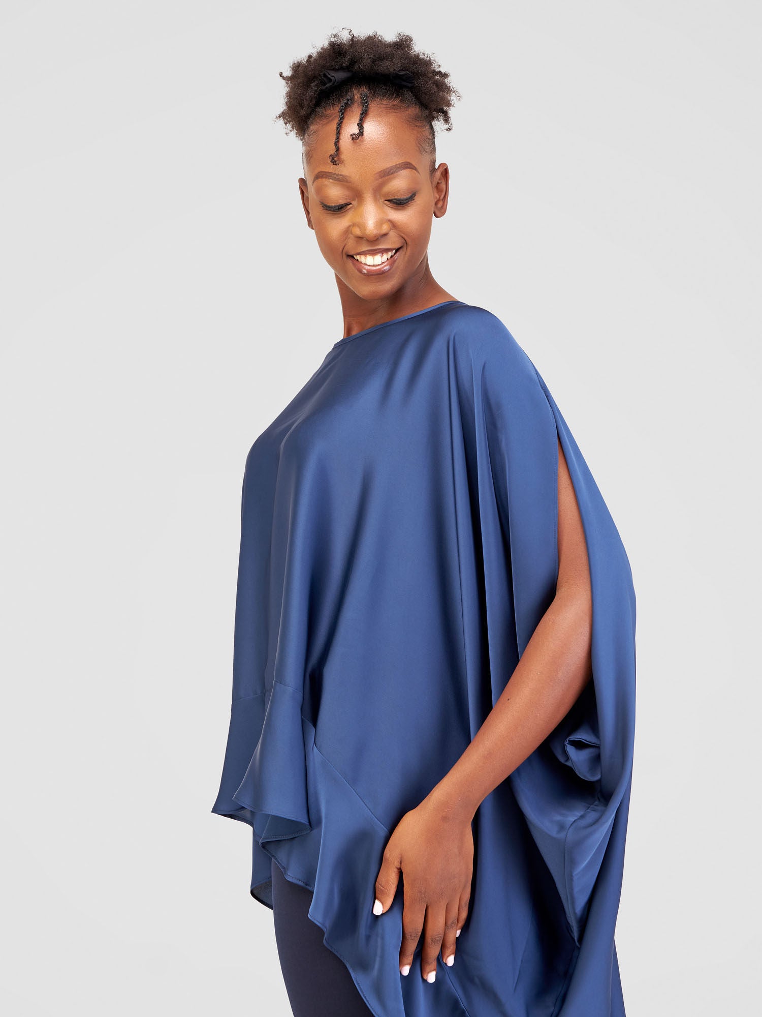 Vivo Alika Flounce Kaftan Top - Navy Blue