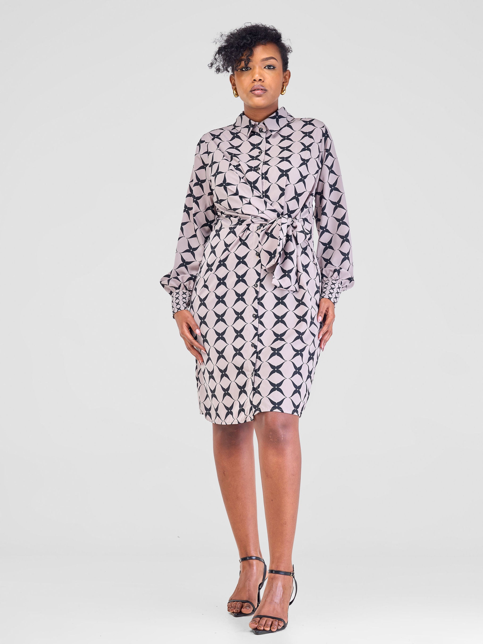 Vivo Arafa Long Sleeve Tie Dress - Grey / Black Clover Print