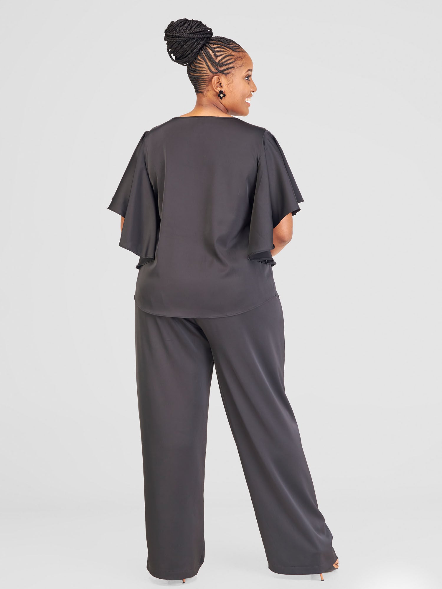 Vivo Alika Flounce Sleeve Top - Black