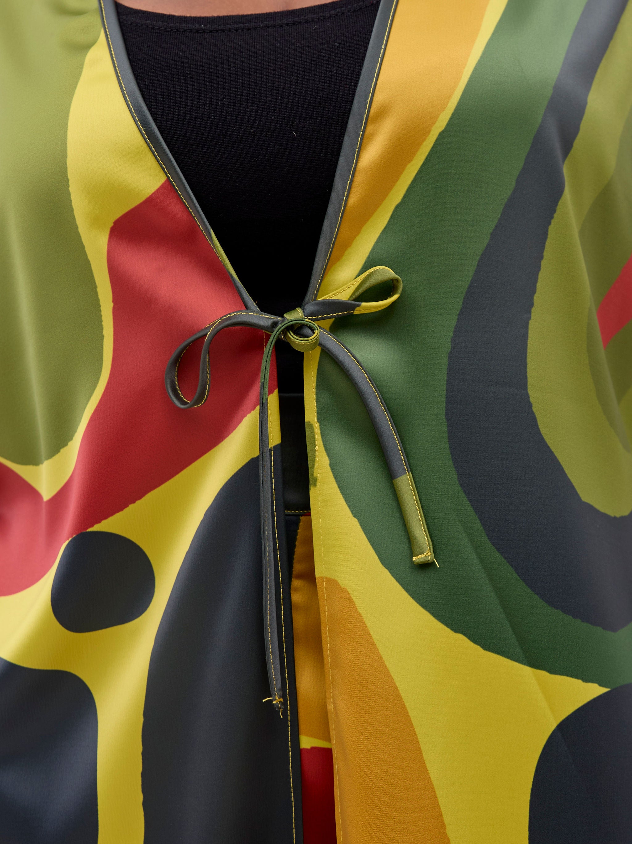 Vivo Kelemi Sleeveless Side Tie Top  - Lime / Red Waso Print